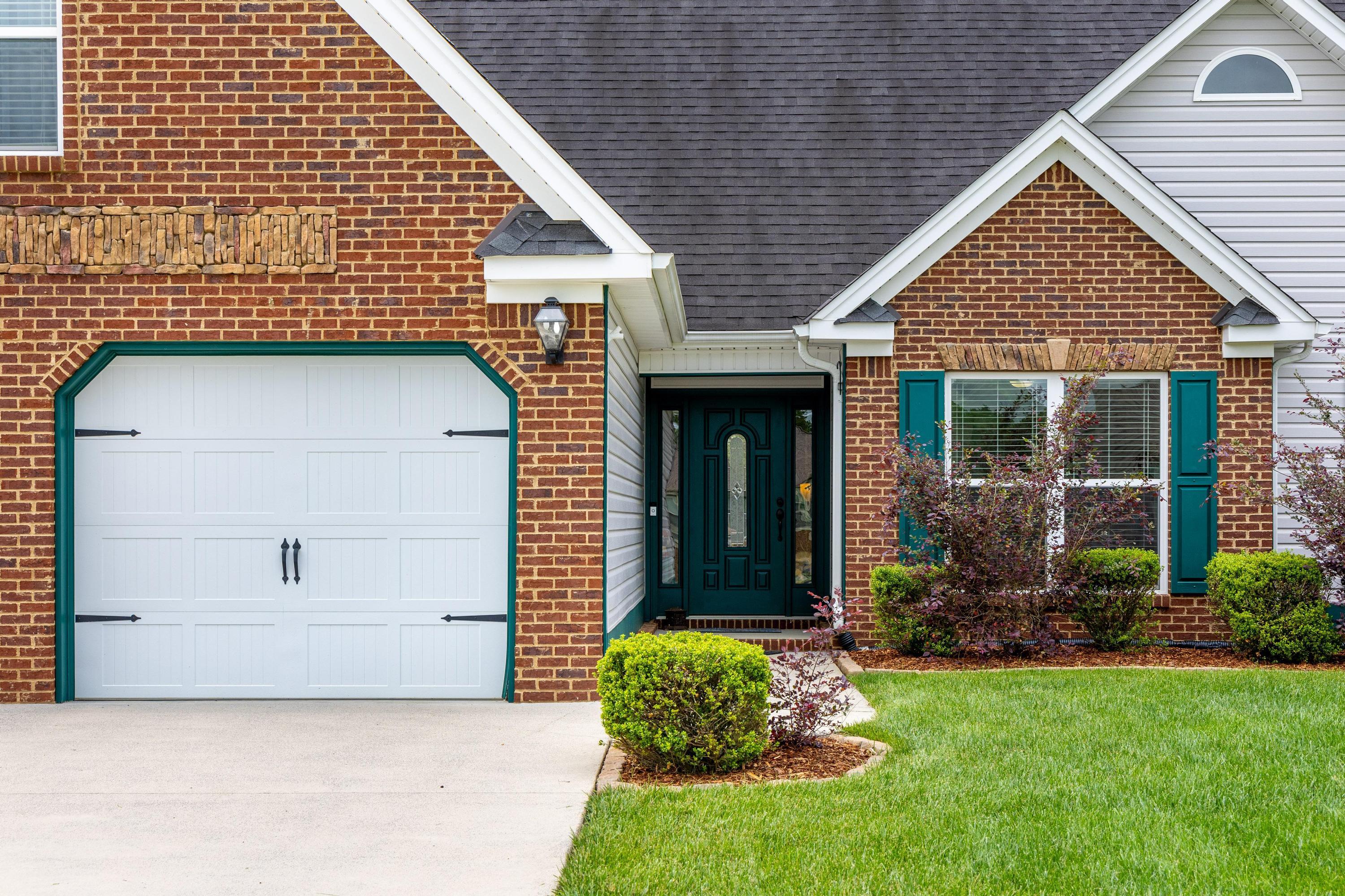 115 Ginger Lake Drive