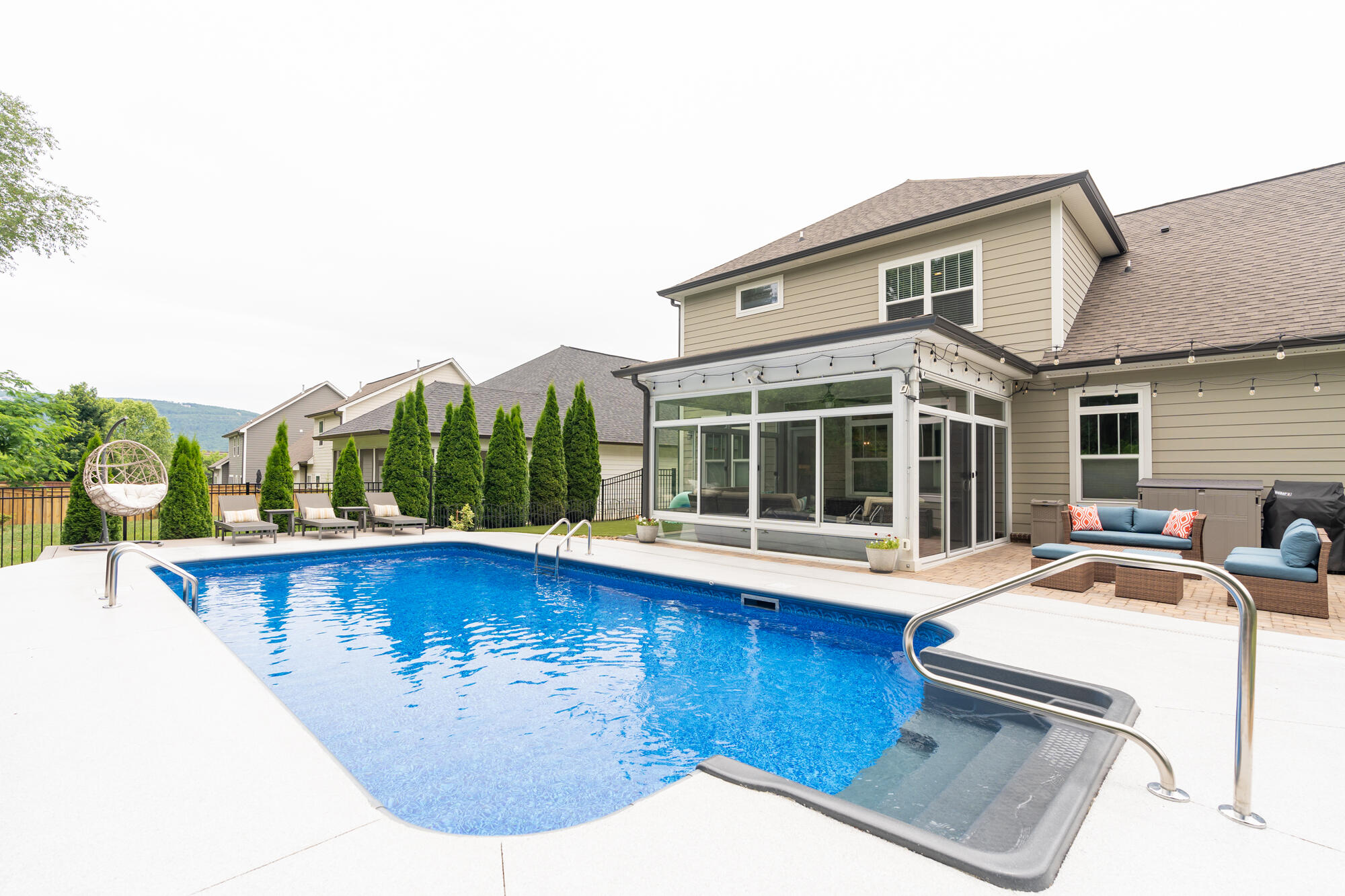 587 Deer Valley Drive