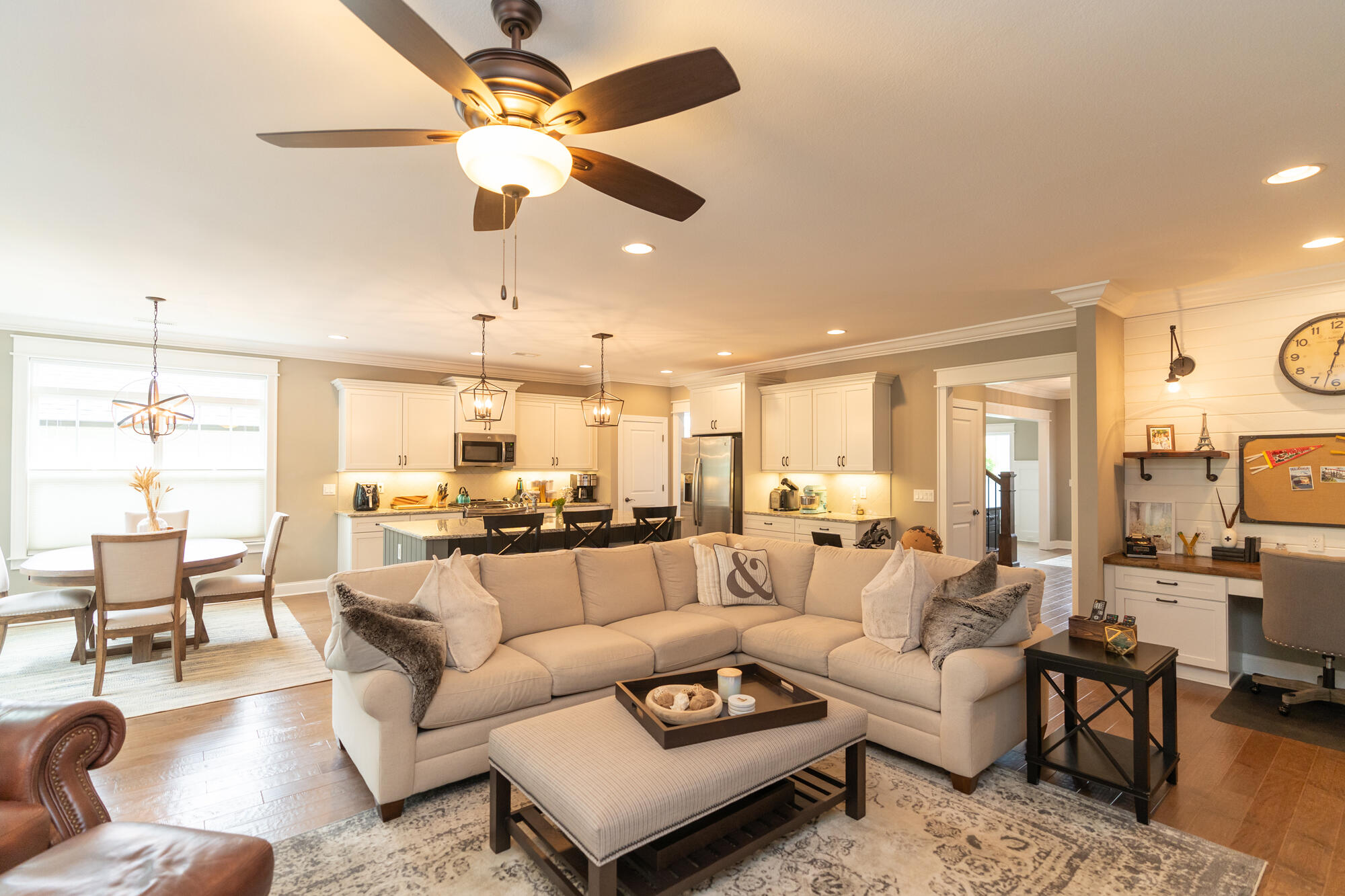 587 Deer Valley Drive