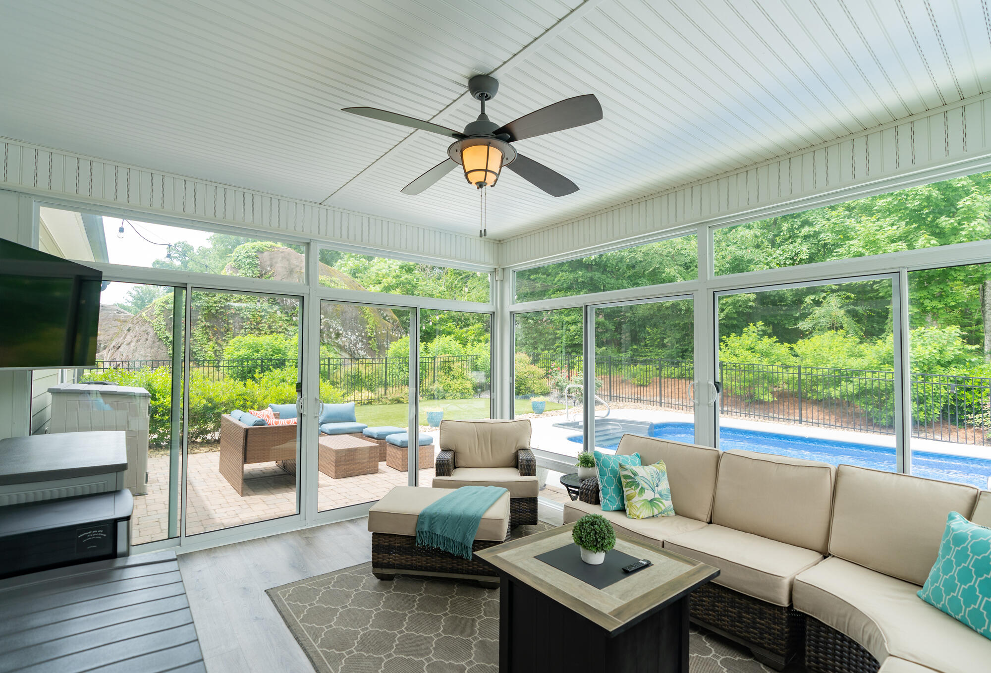587 Deer Valley Drive