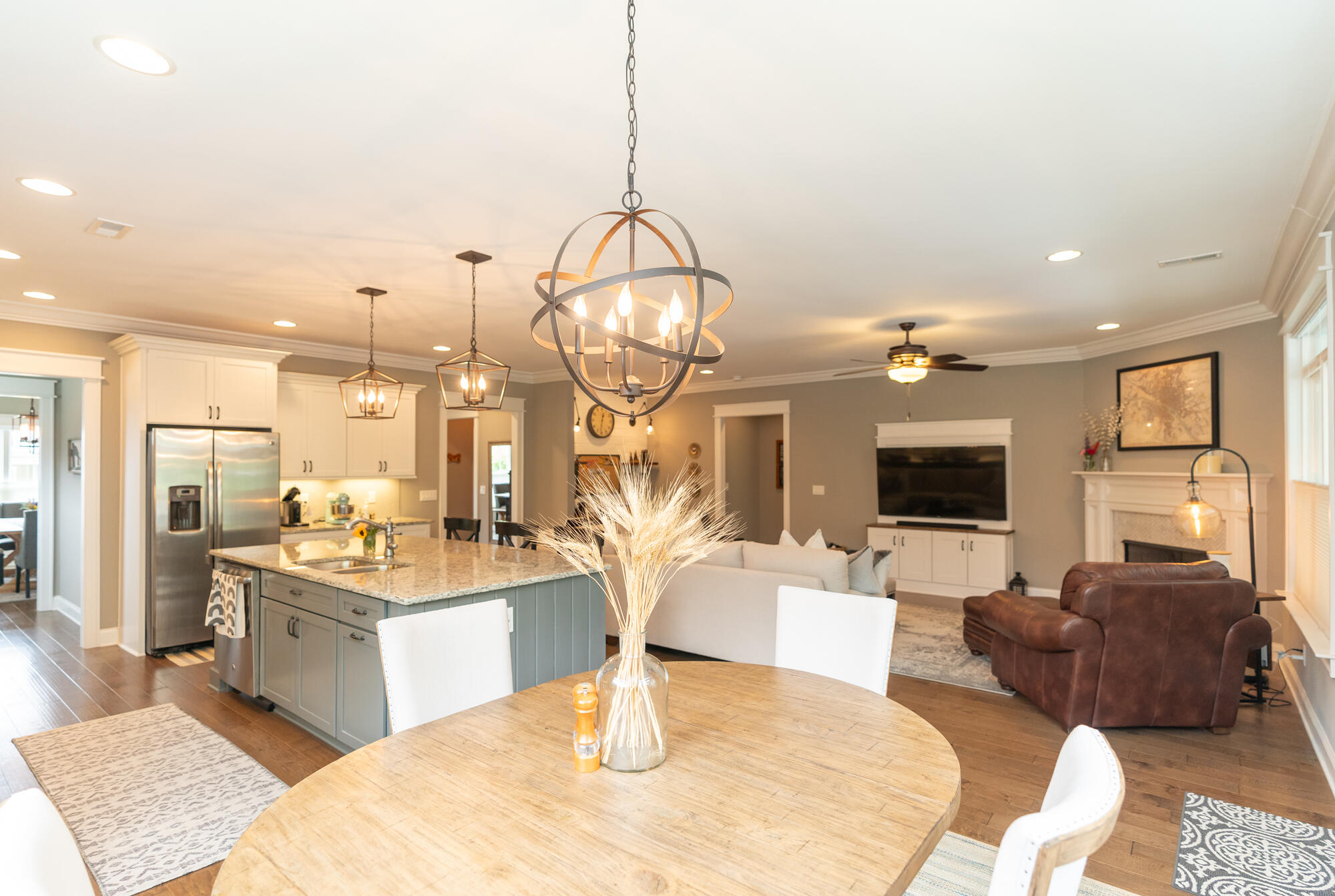 587 Deer Valley Drive