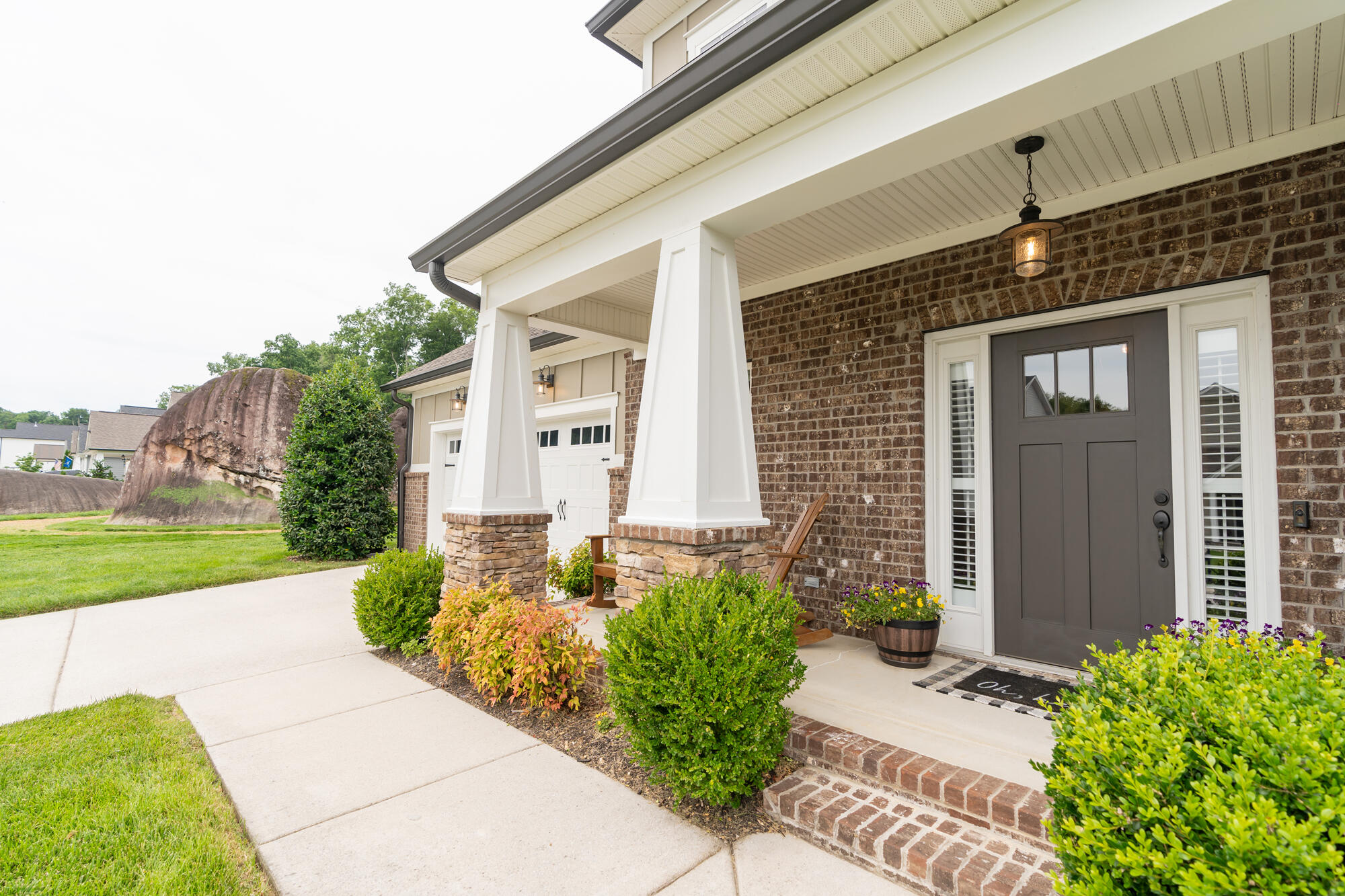 587 Deer Valley Drive