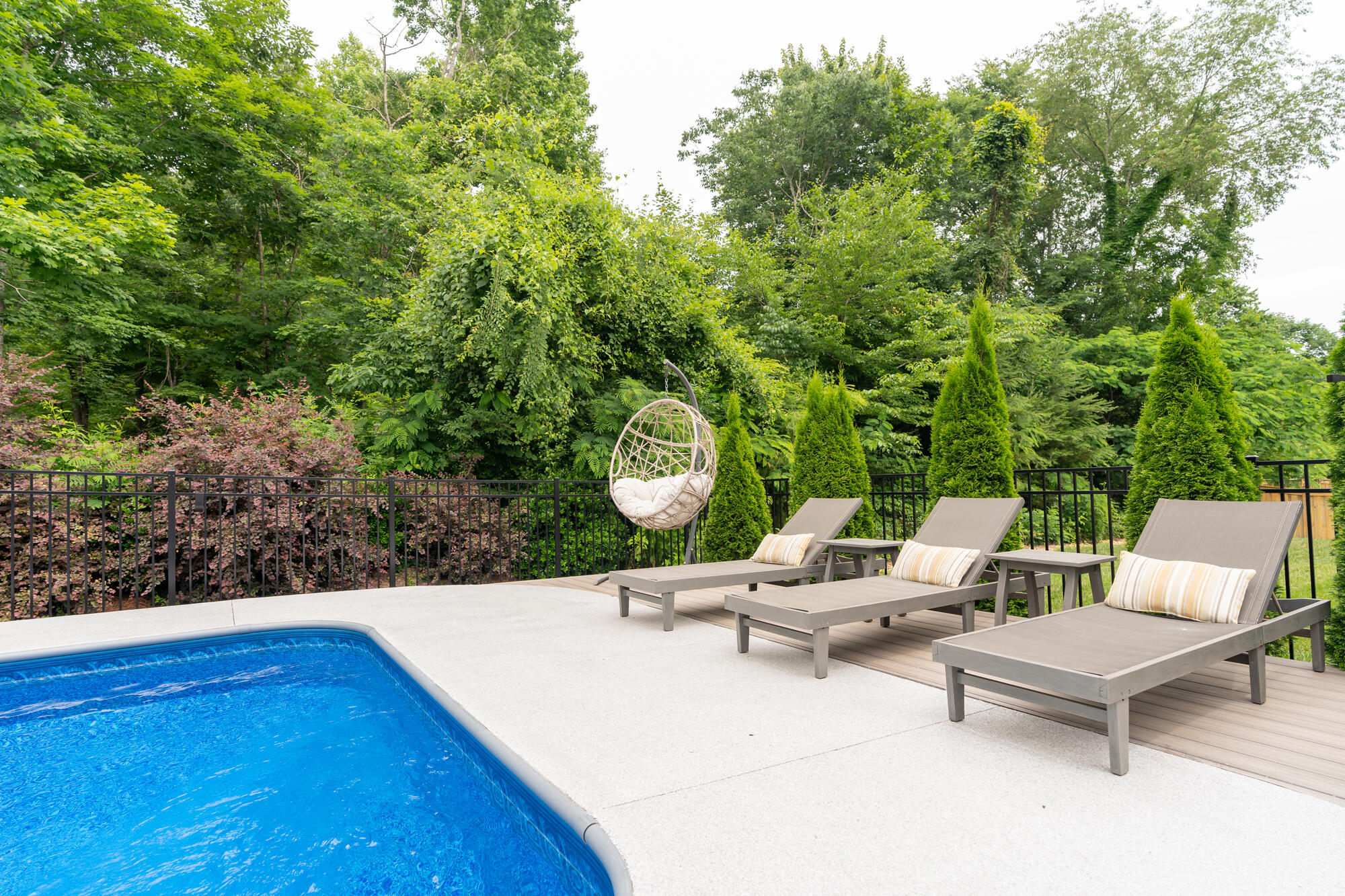 587 Deer Valley Drive