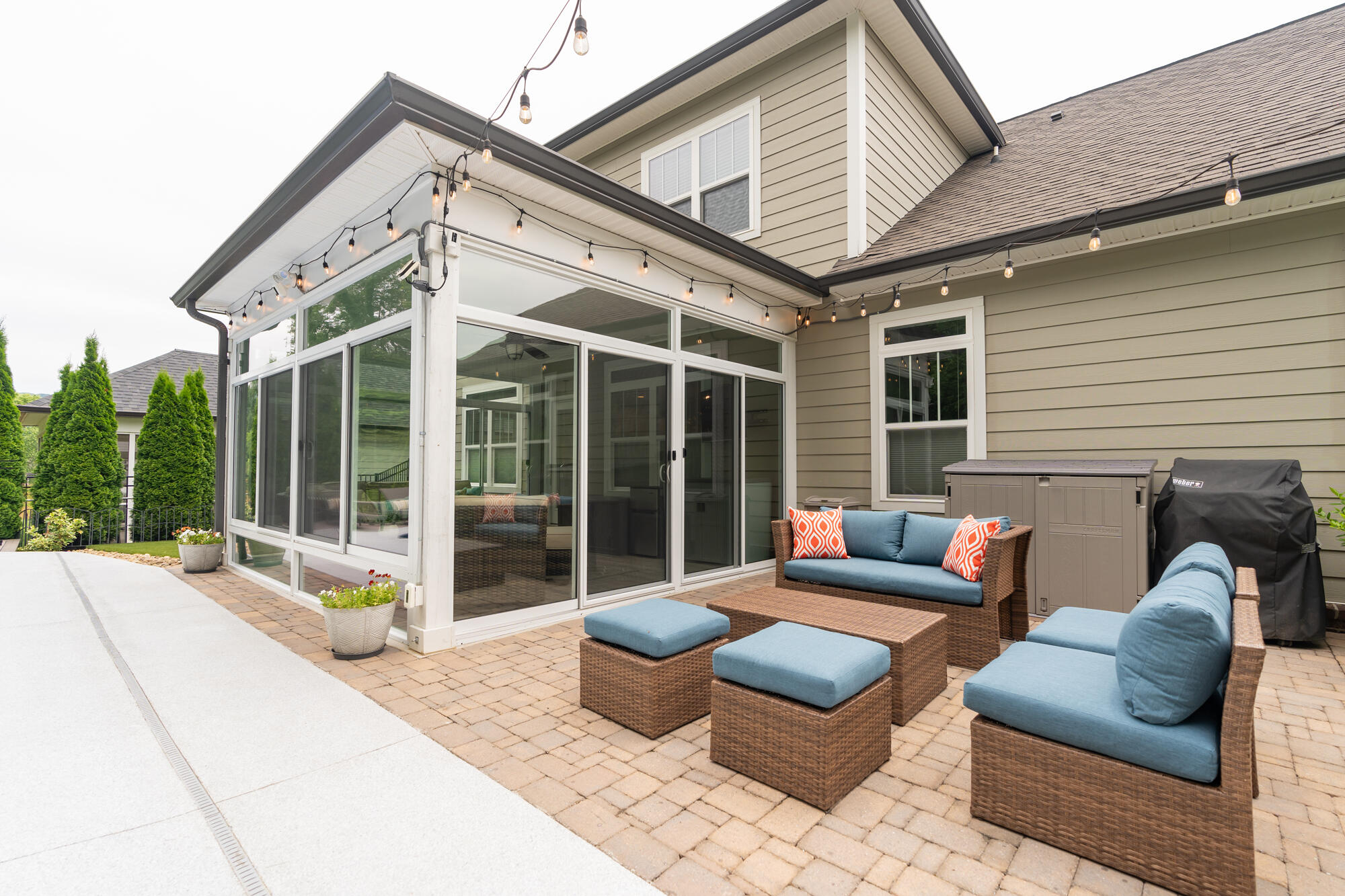 587 Deer Valley Drive