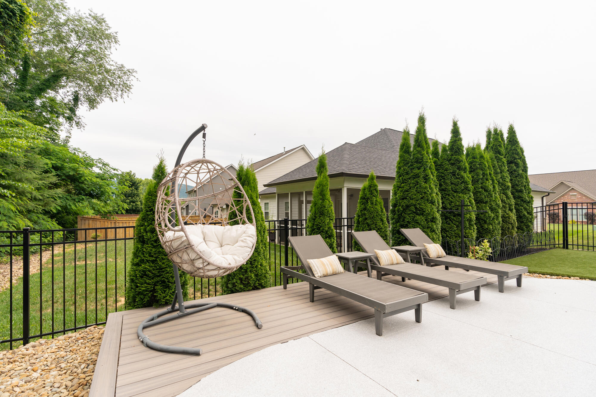 587 Deer Valley Drive