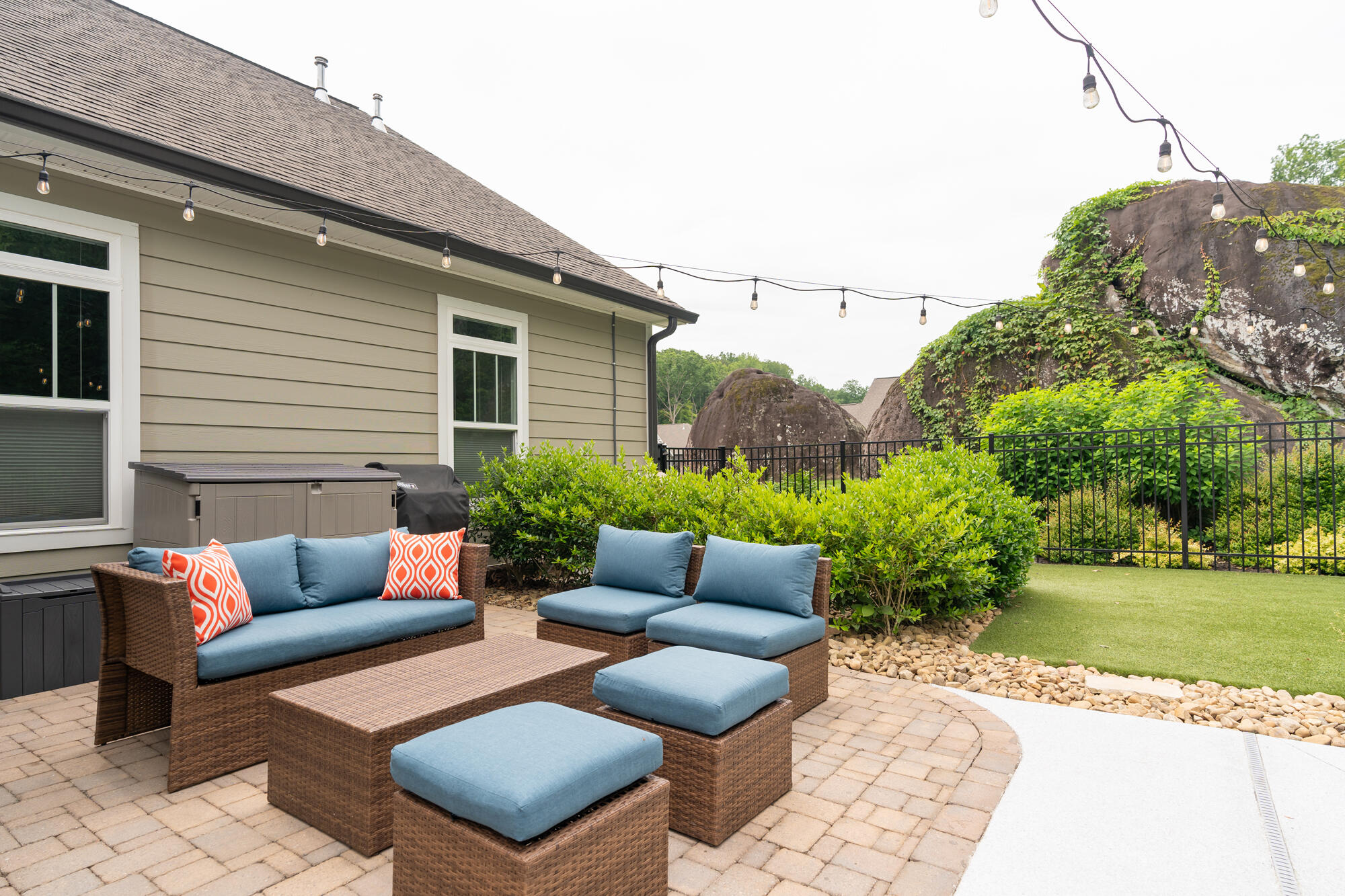 587 Deer Valley Drive