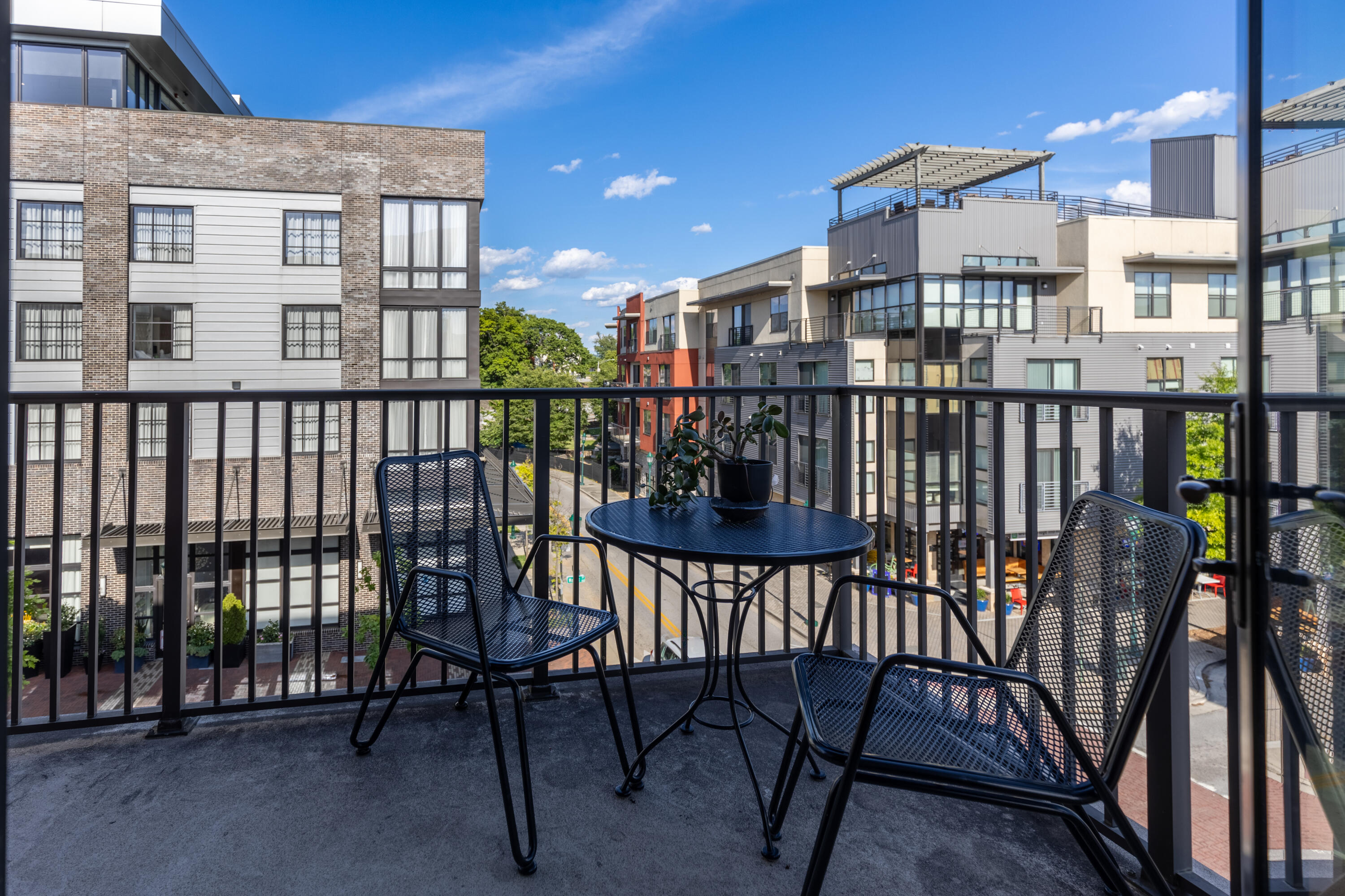 129 Walnut Street, 310