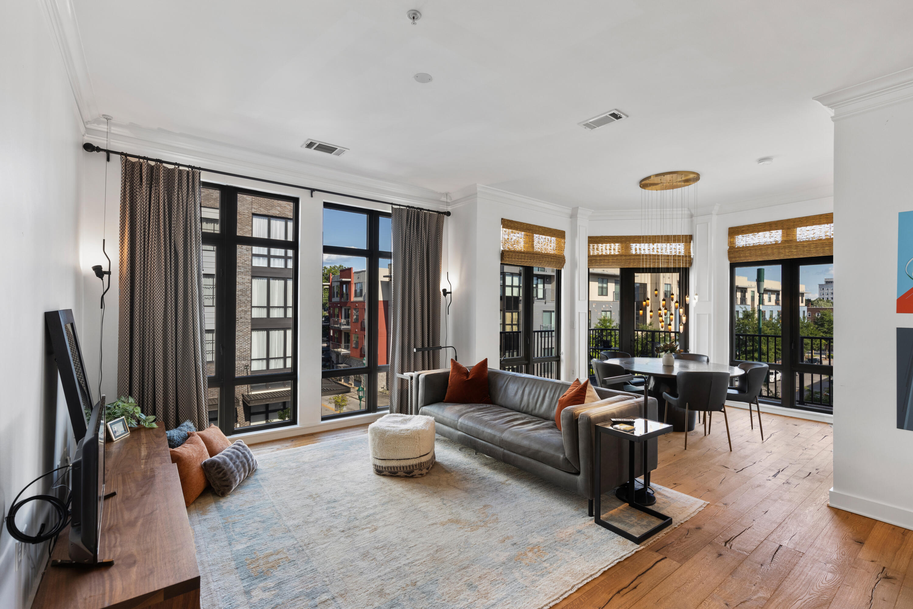 129 Walnut Street, 310