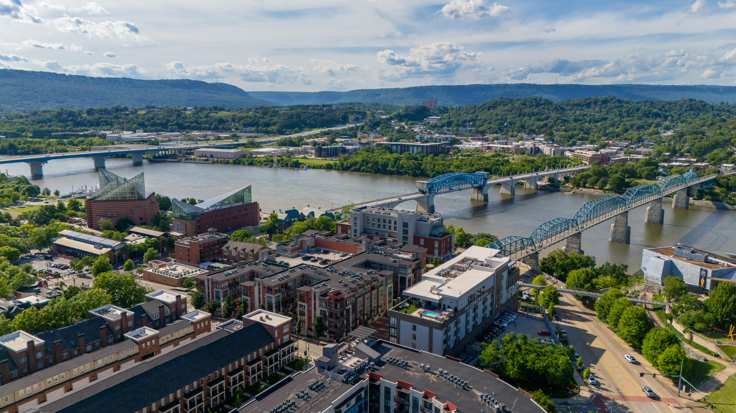 129 Walnut Street, 310