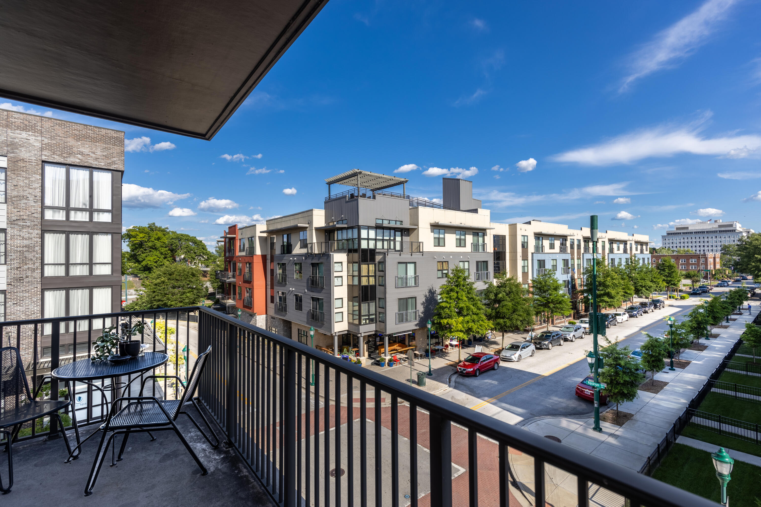 129 Walnut Street, 310