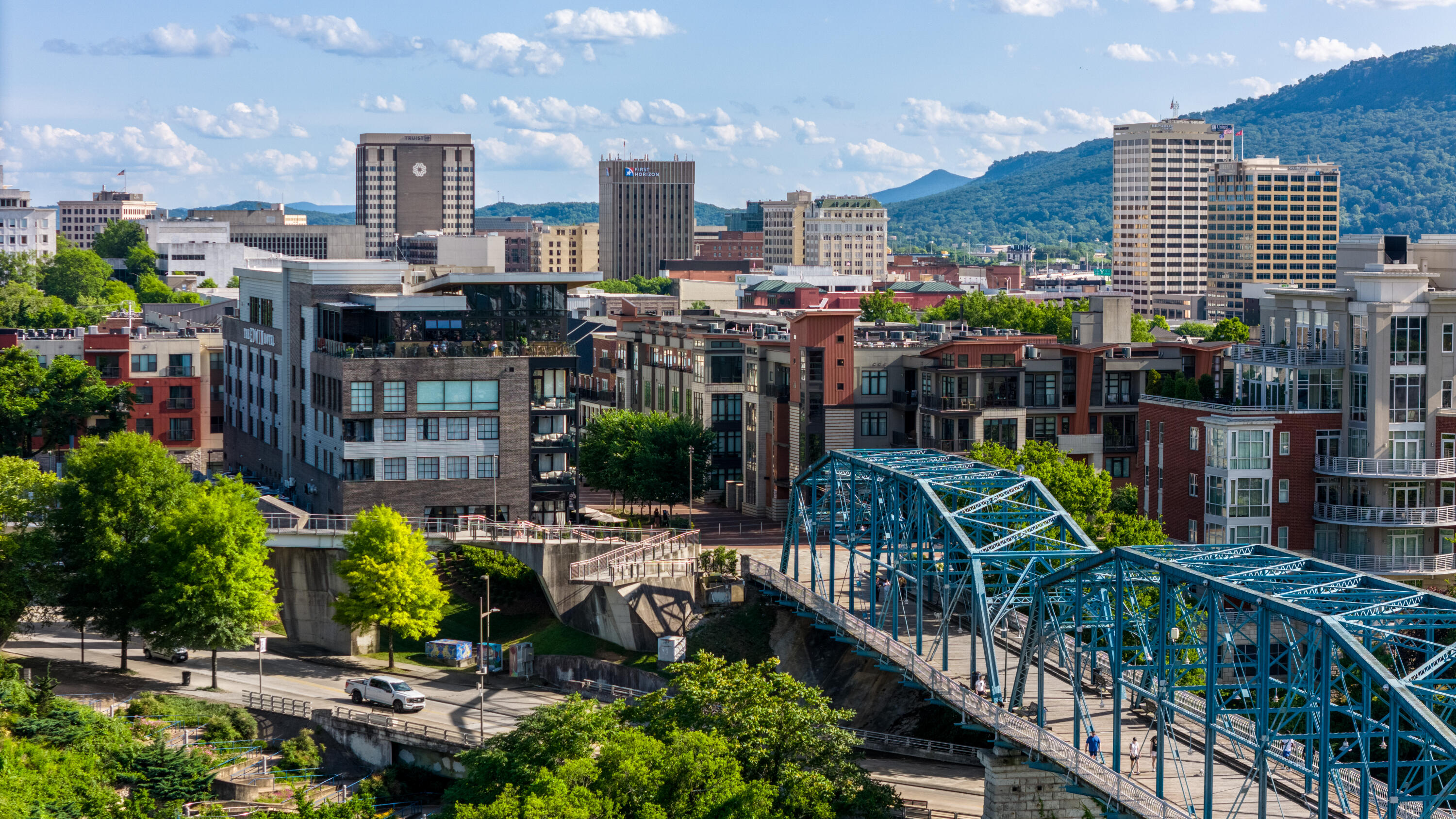 129 Walnut Street, 310