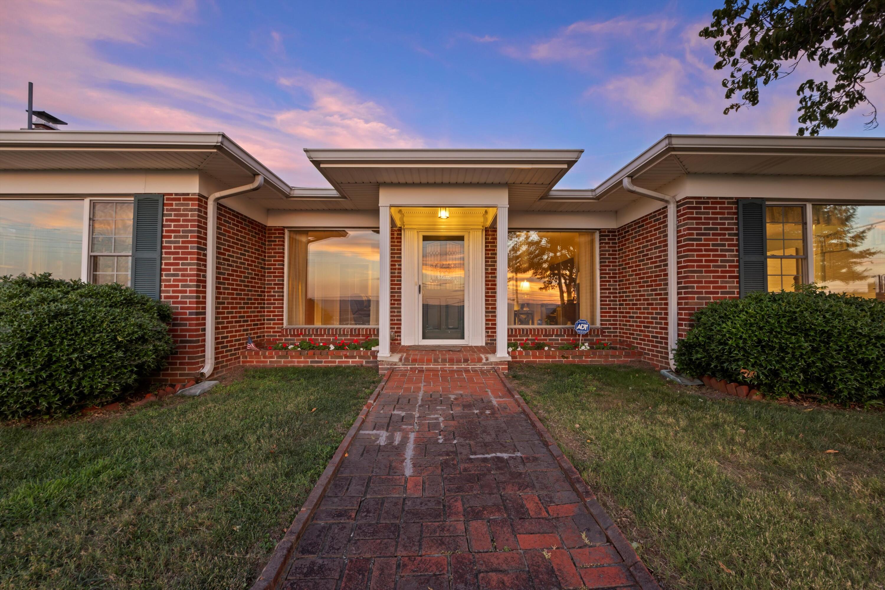 314 N Crest Road