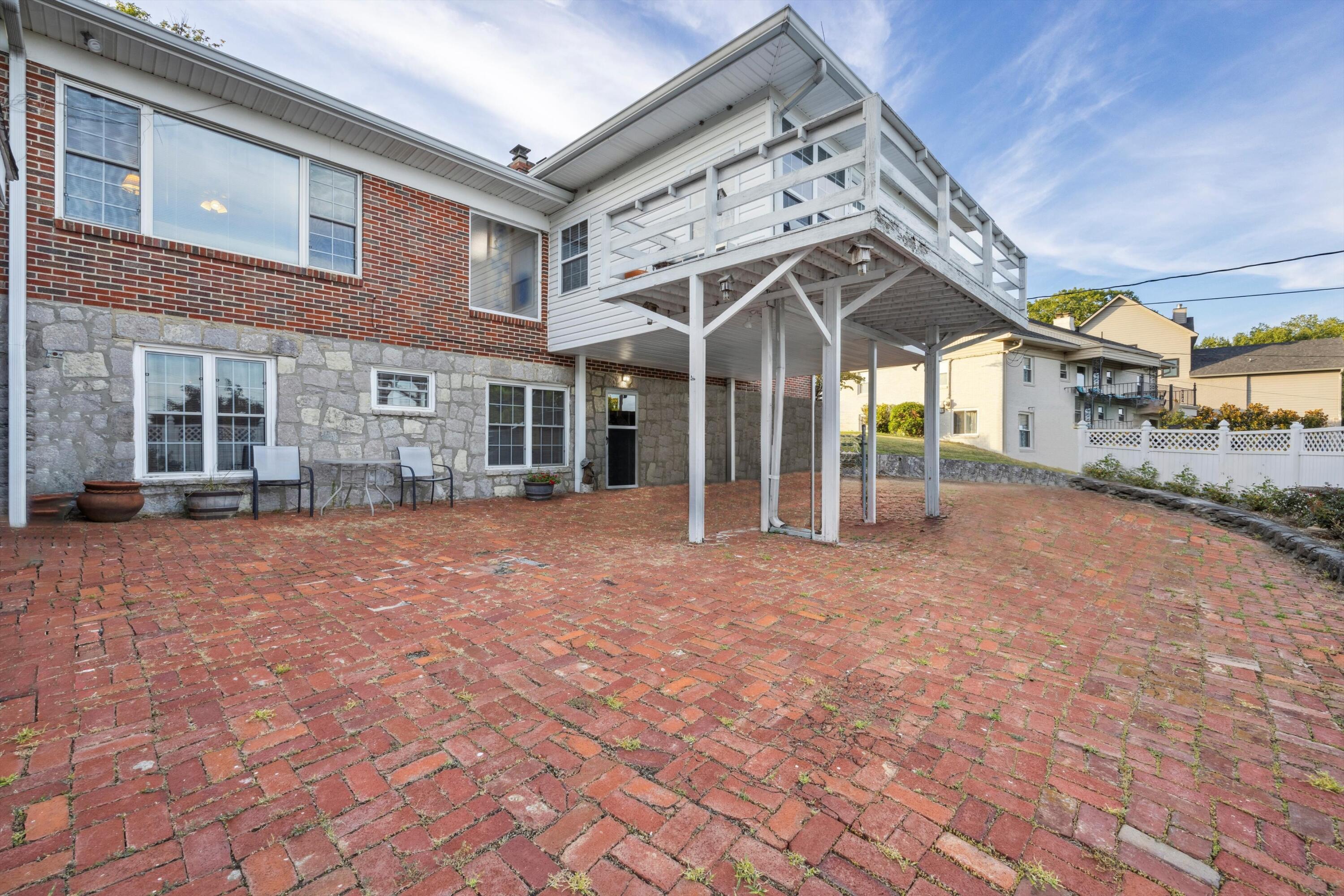 314 N Crest Road