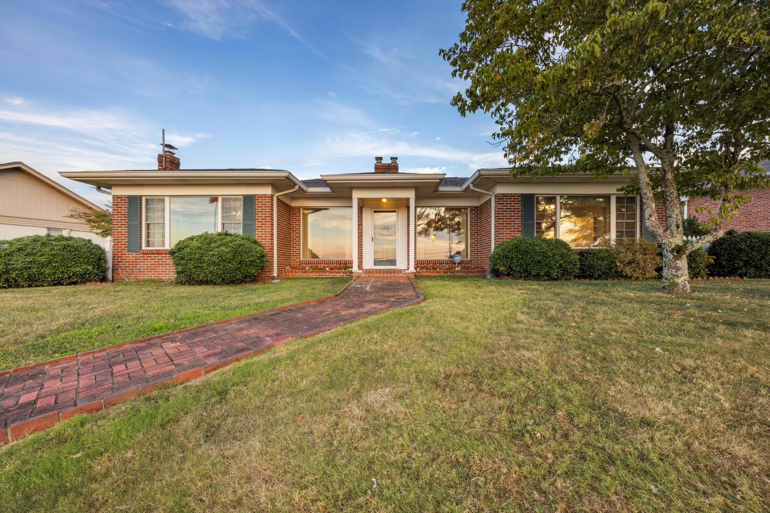314 N Crest Road