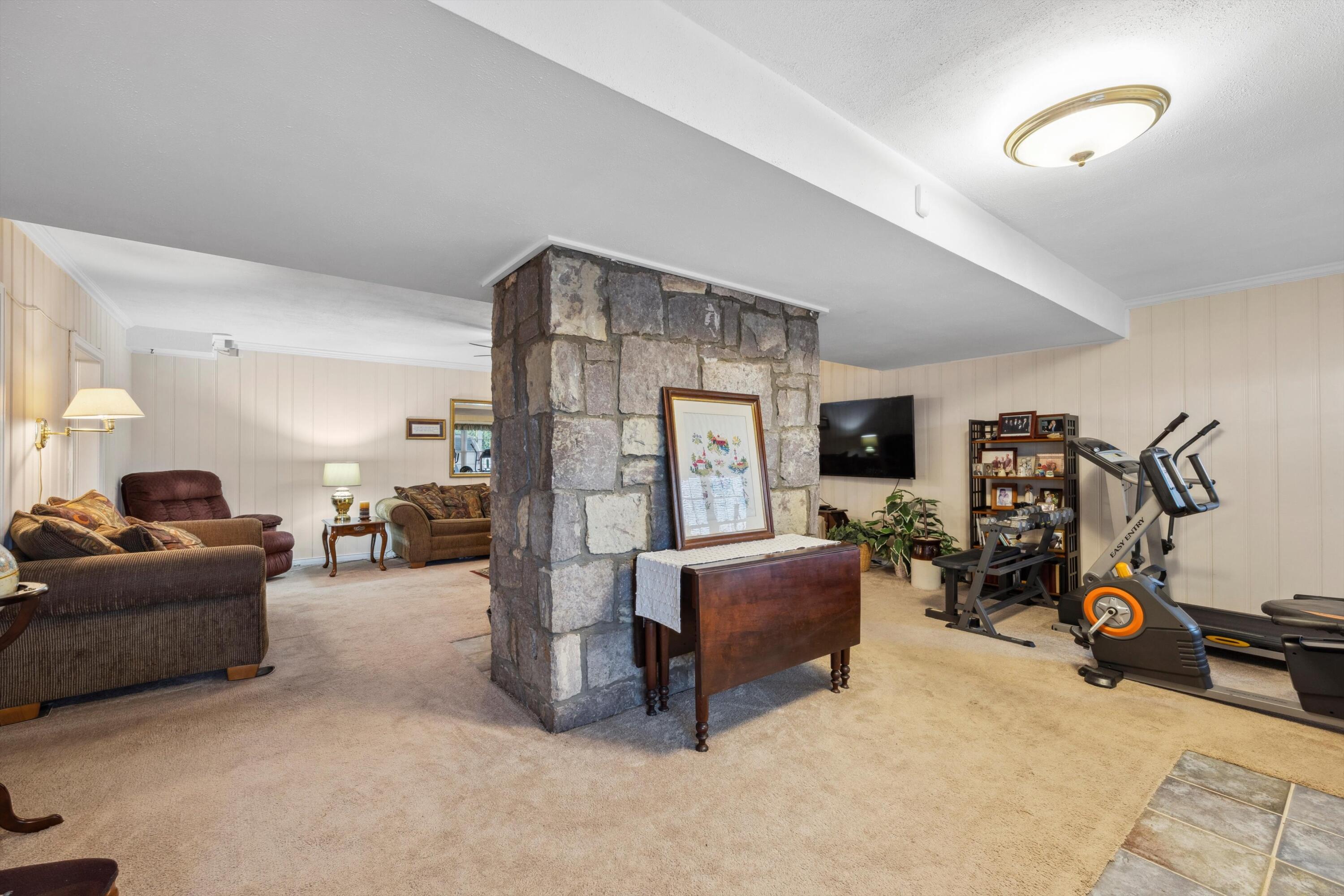 314 N Crest Road