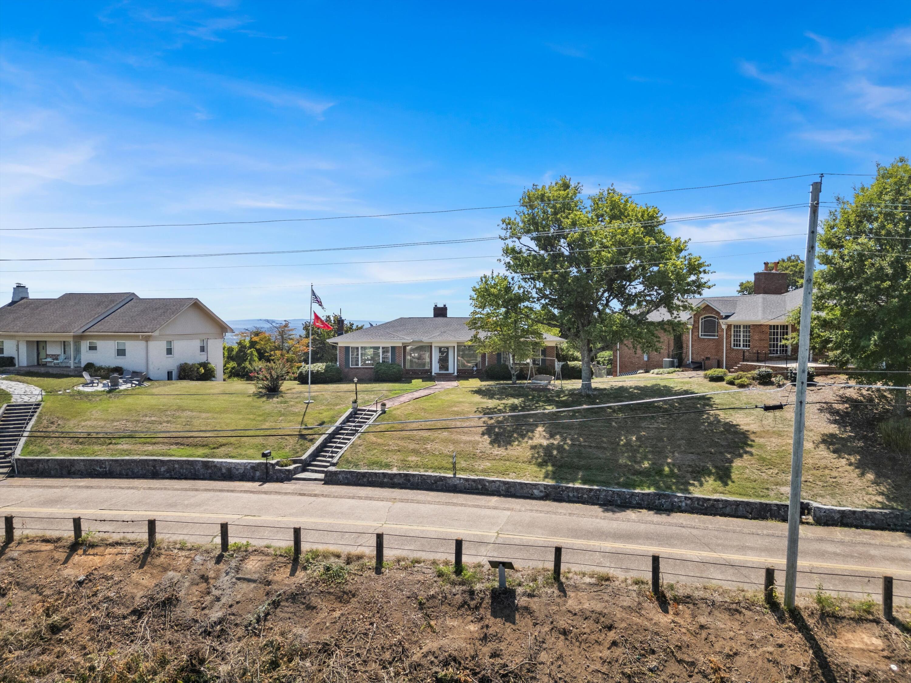 314 N Crest Road