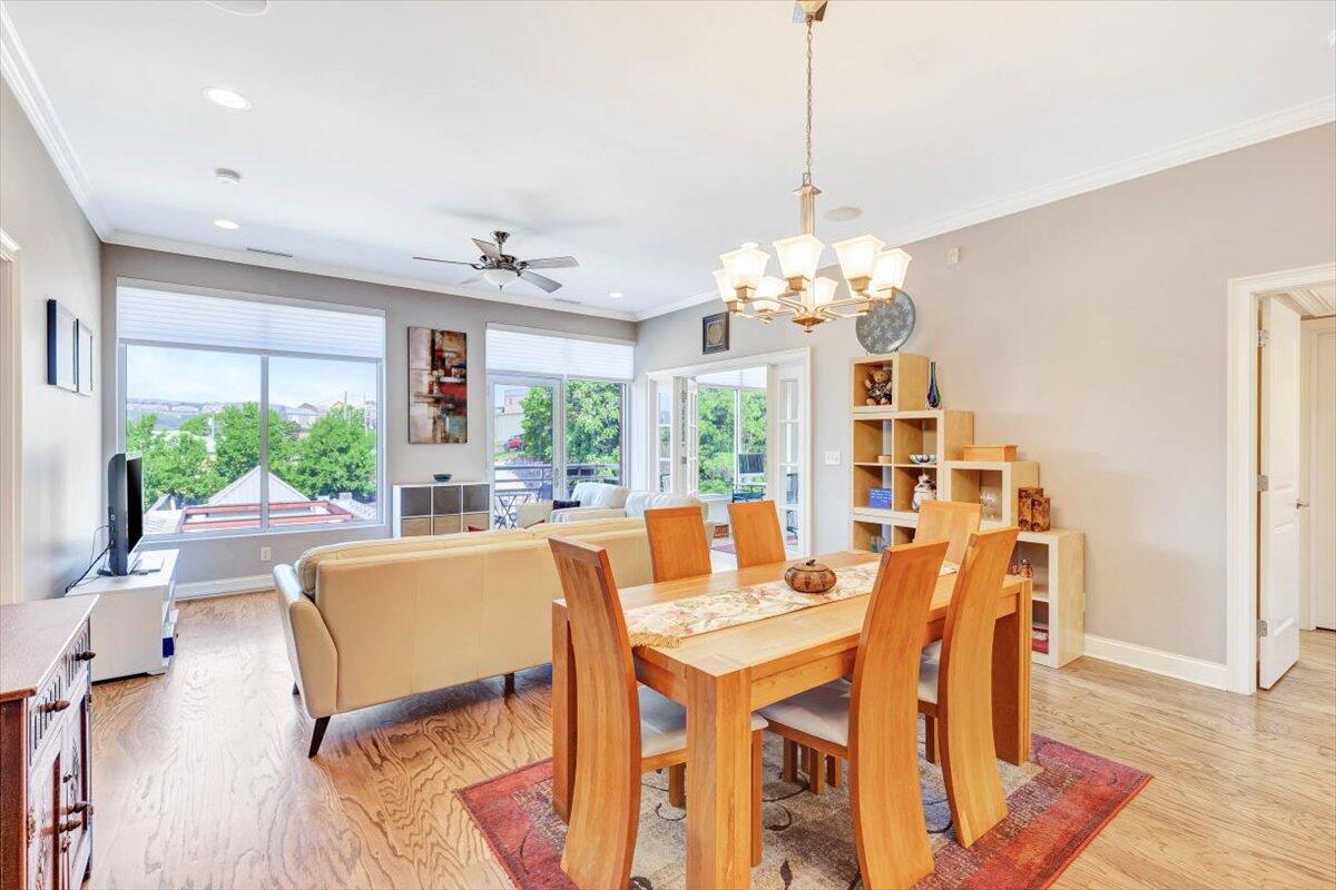 345 Frazier Avenue, 301