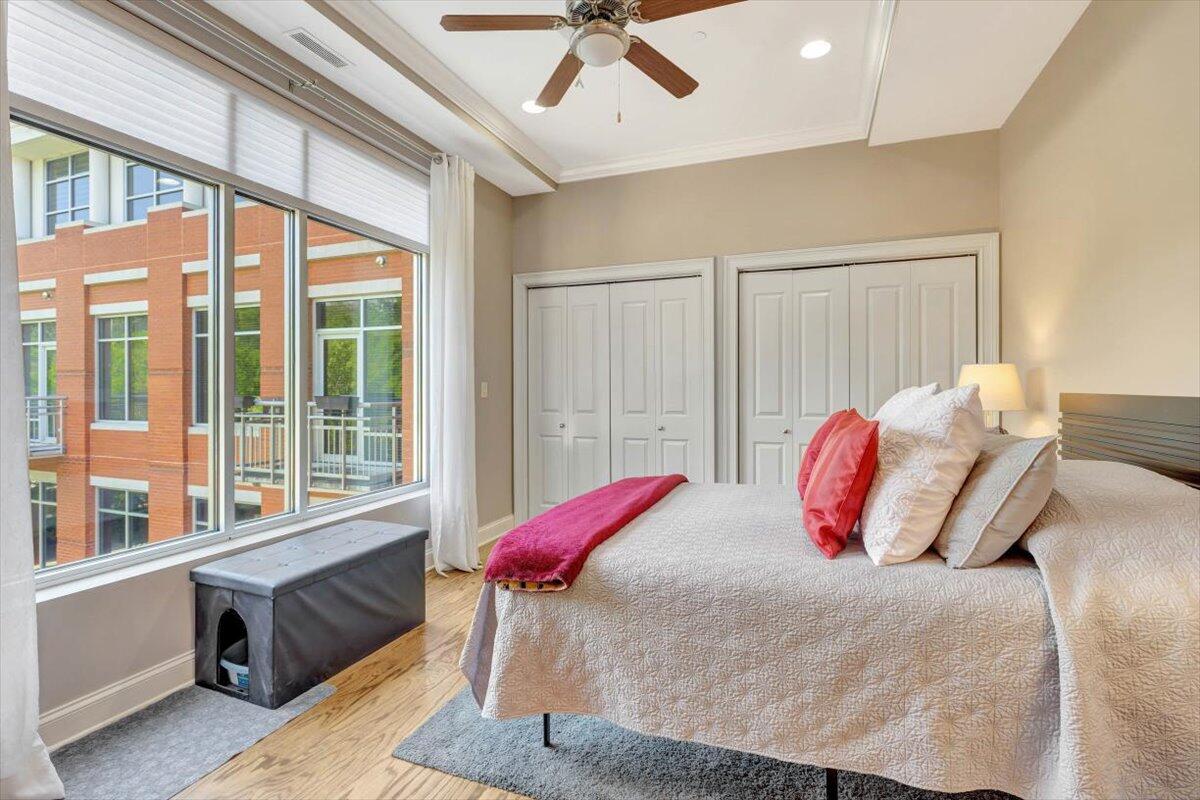 345 Frazier Avenue, 301