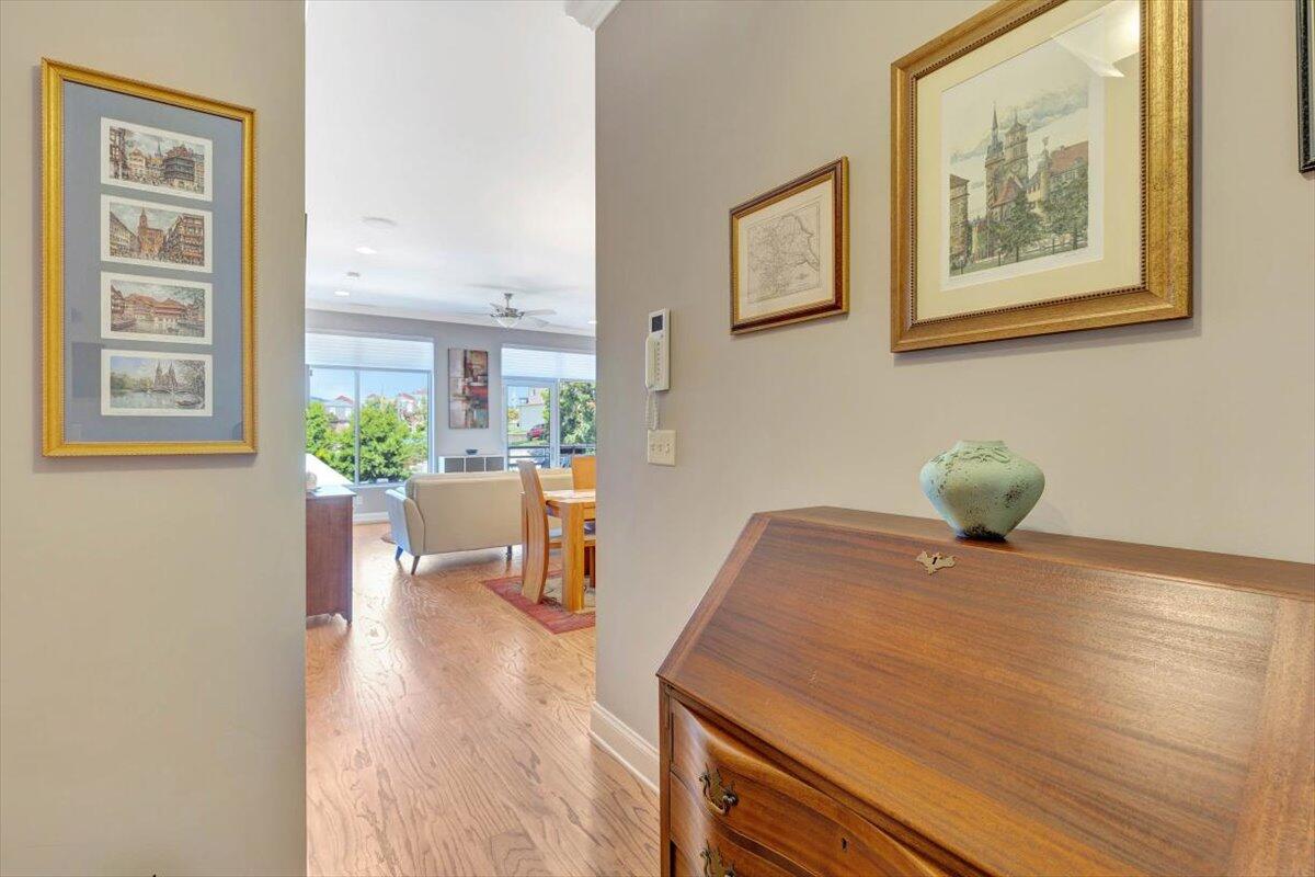 345 Frazier Avenue, 301