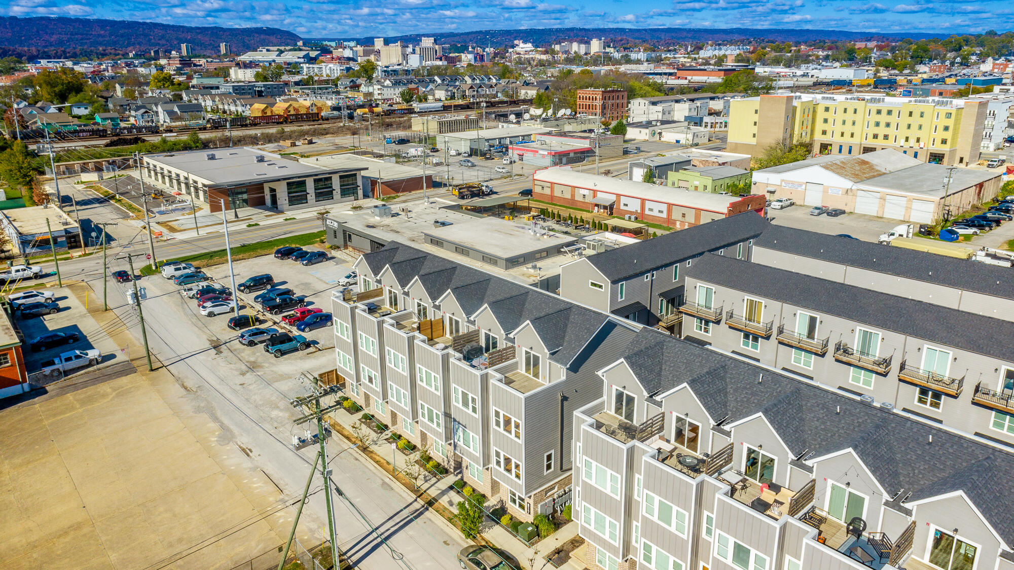 917 E 17th Street, 111