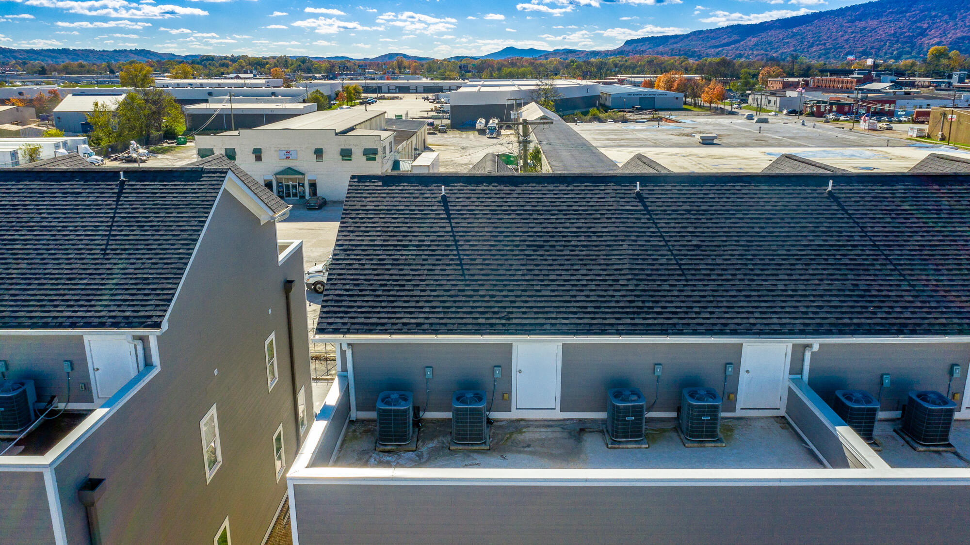 917 E 17th Street, 111