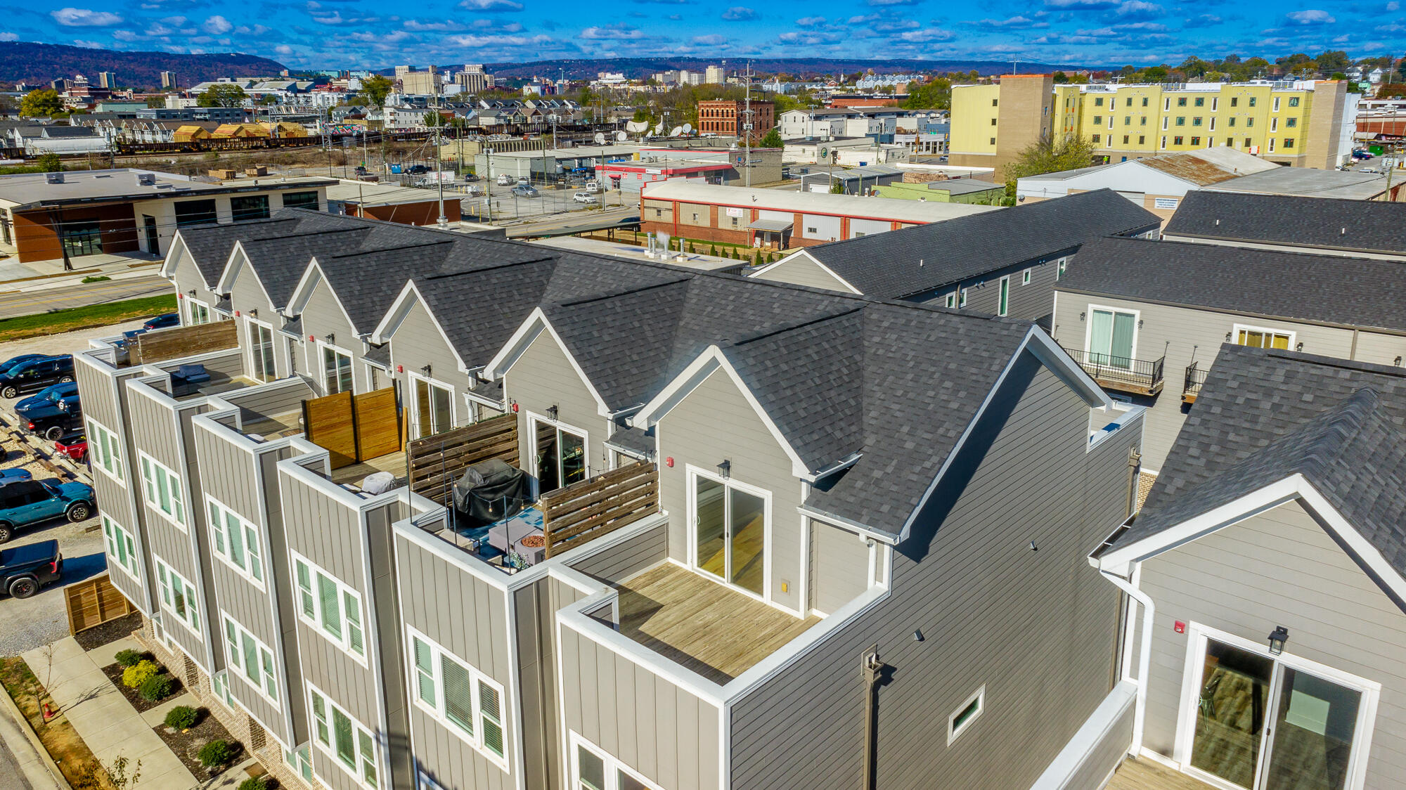 917 E 17th Street, 111