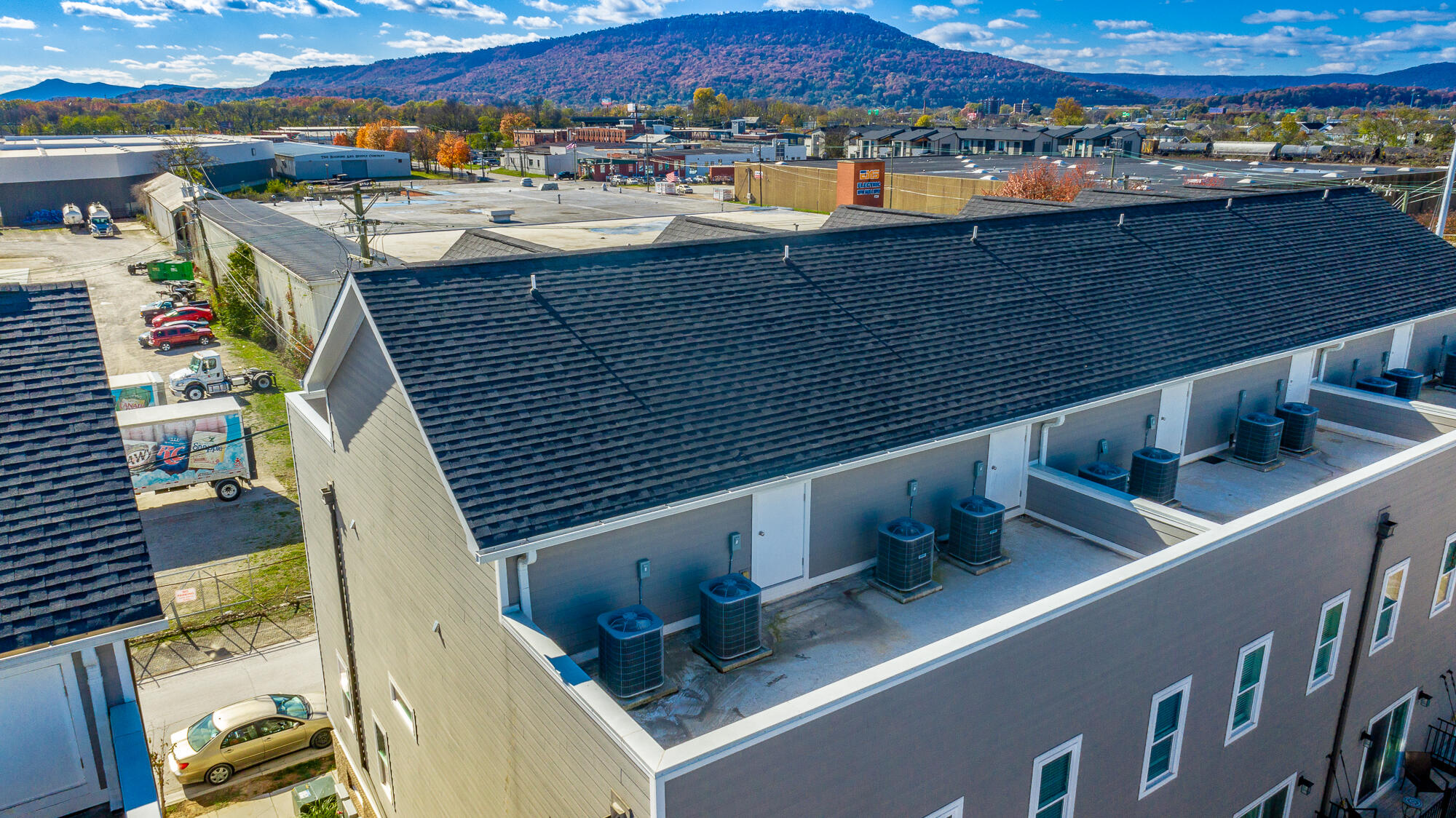 917 E 17th Street, 111