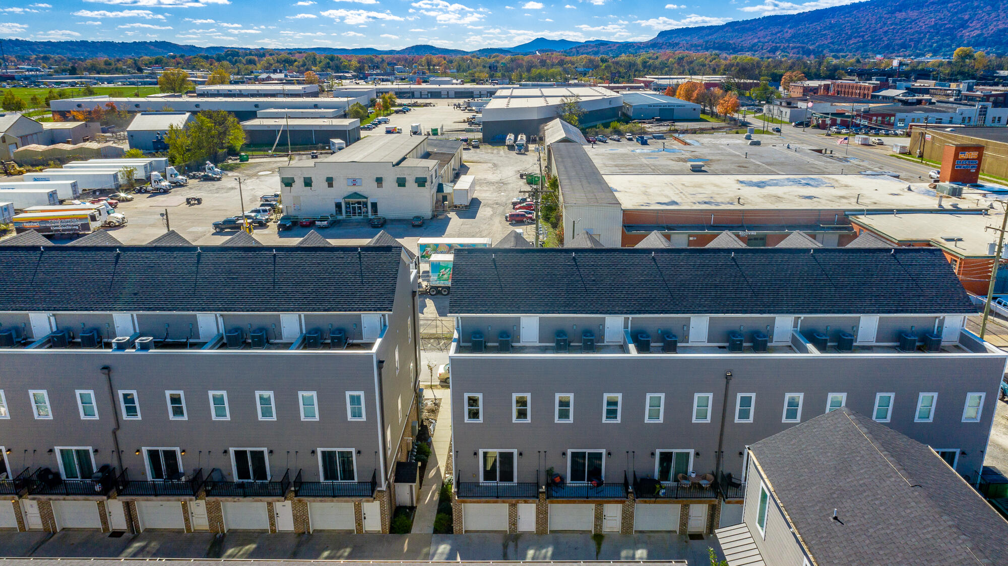 917 E 17th Street, 111