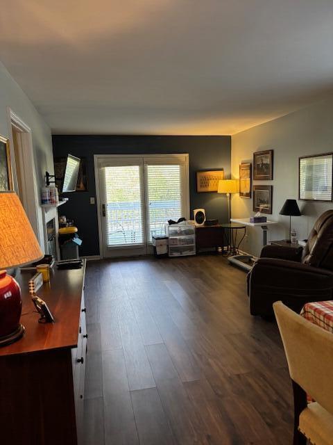 300 Durand Drive, 11