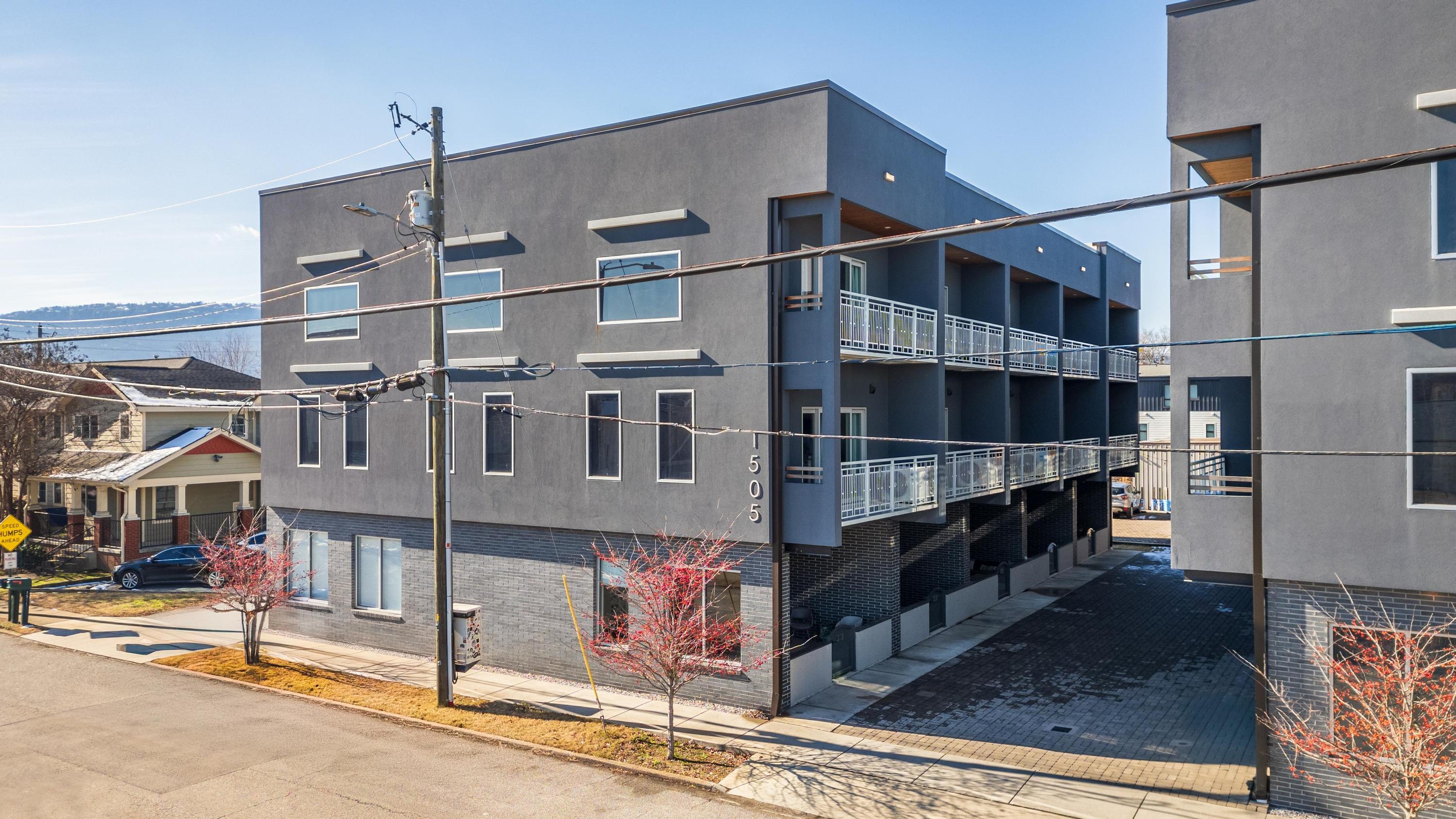 1505 Jefferson Street, 101