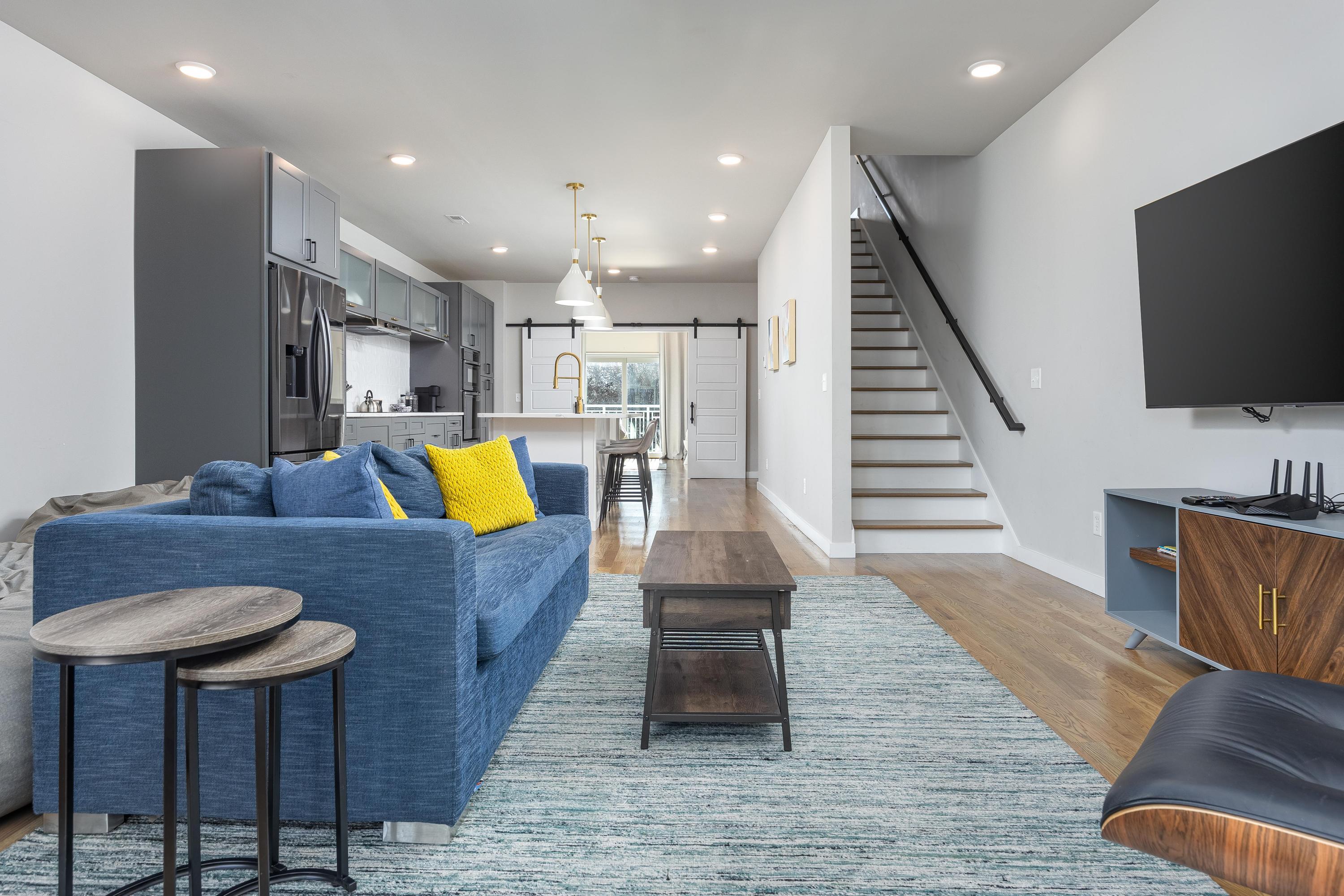 1505 Jefferson Street, 101