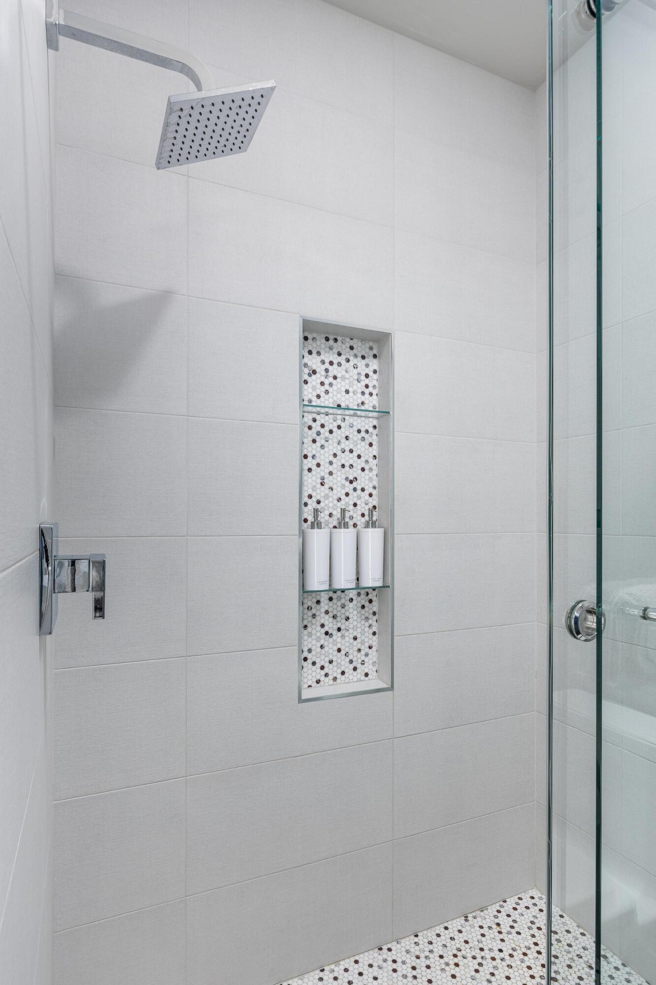 1505 Jefferson Street, 101