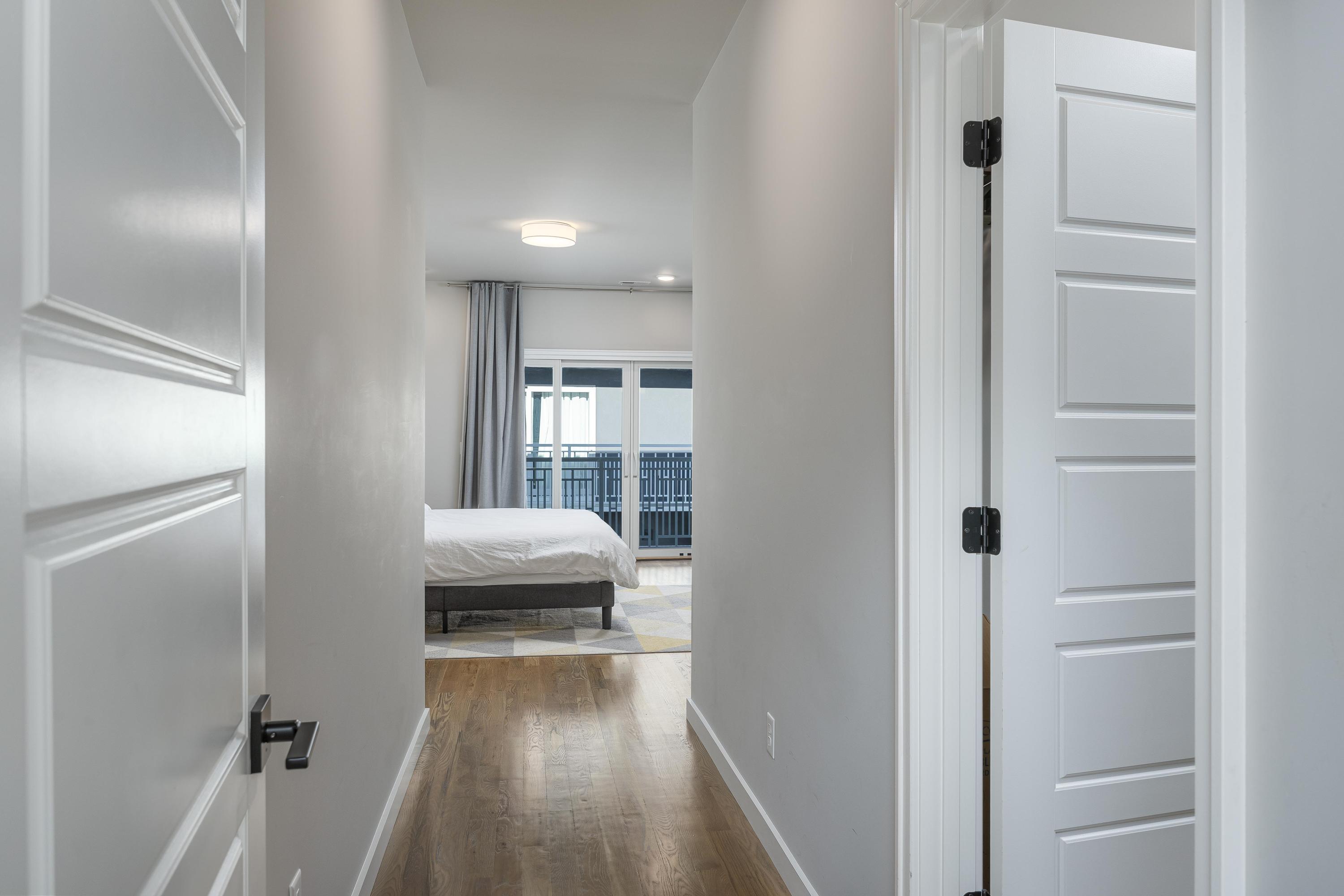 1505 Jefferson Street, 101