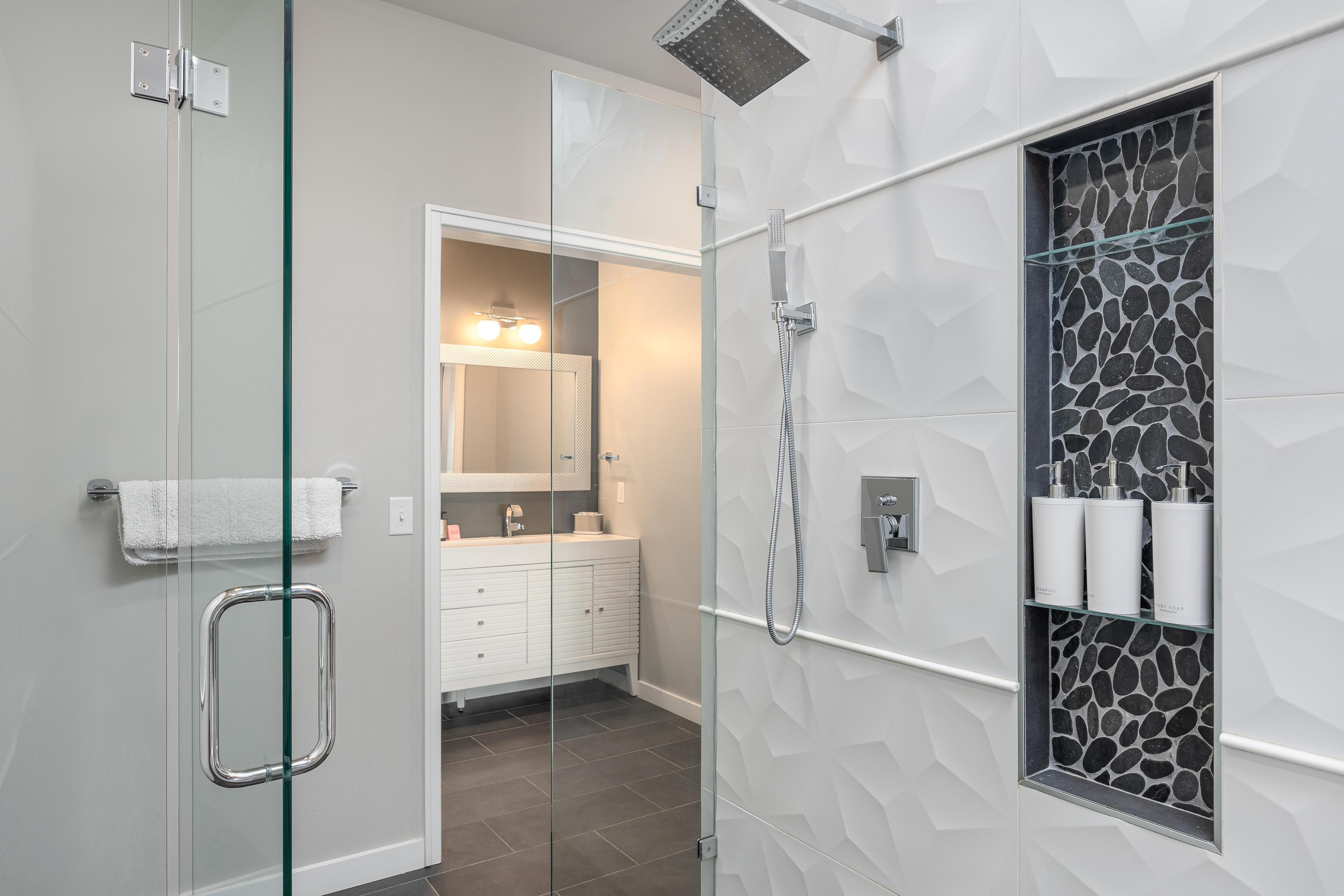 1505 Jefferson Street, 101