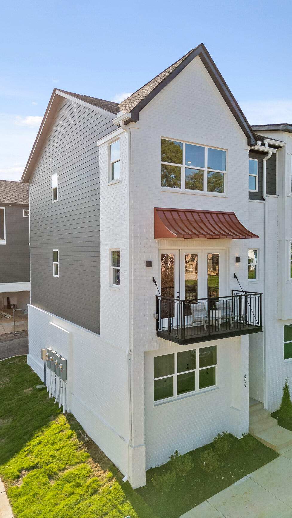 652 Bespoke Way