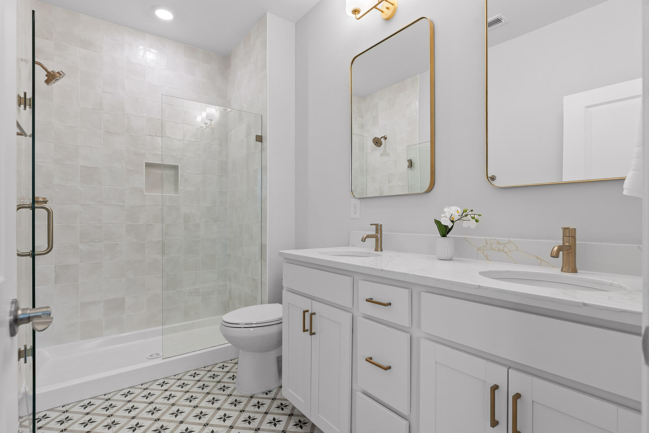 652 Bespoke Way