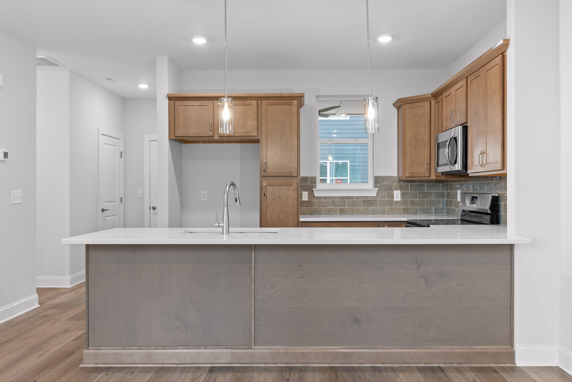 711 Bespoke Way