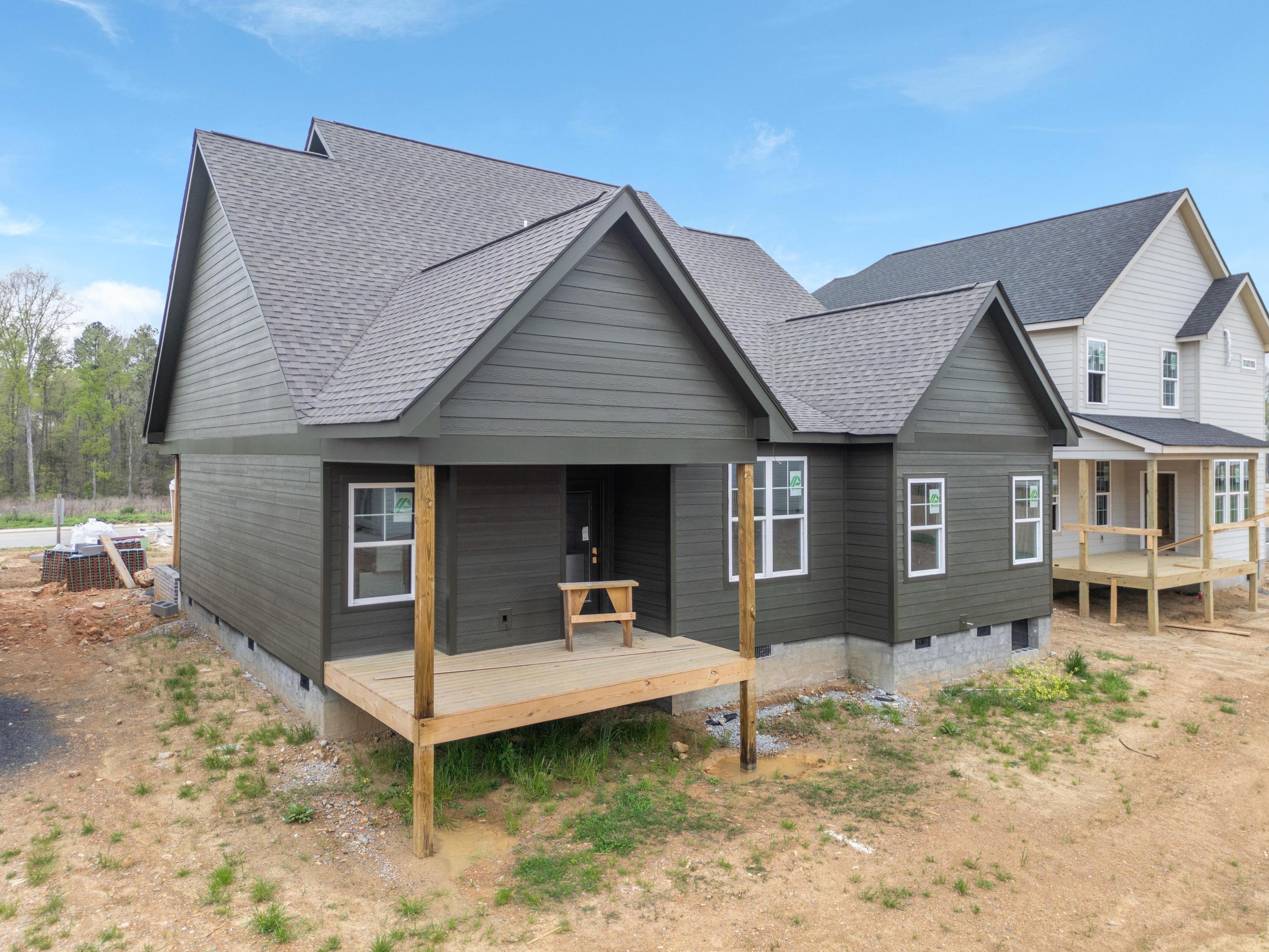 6637 Dharma Loop, 120
