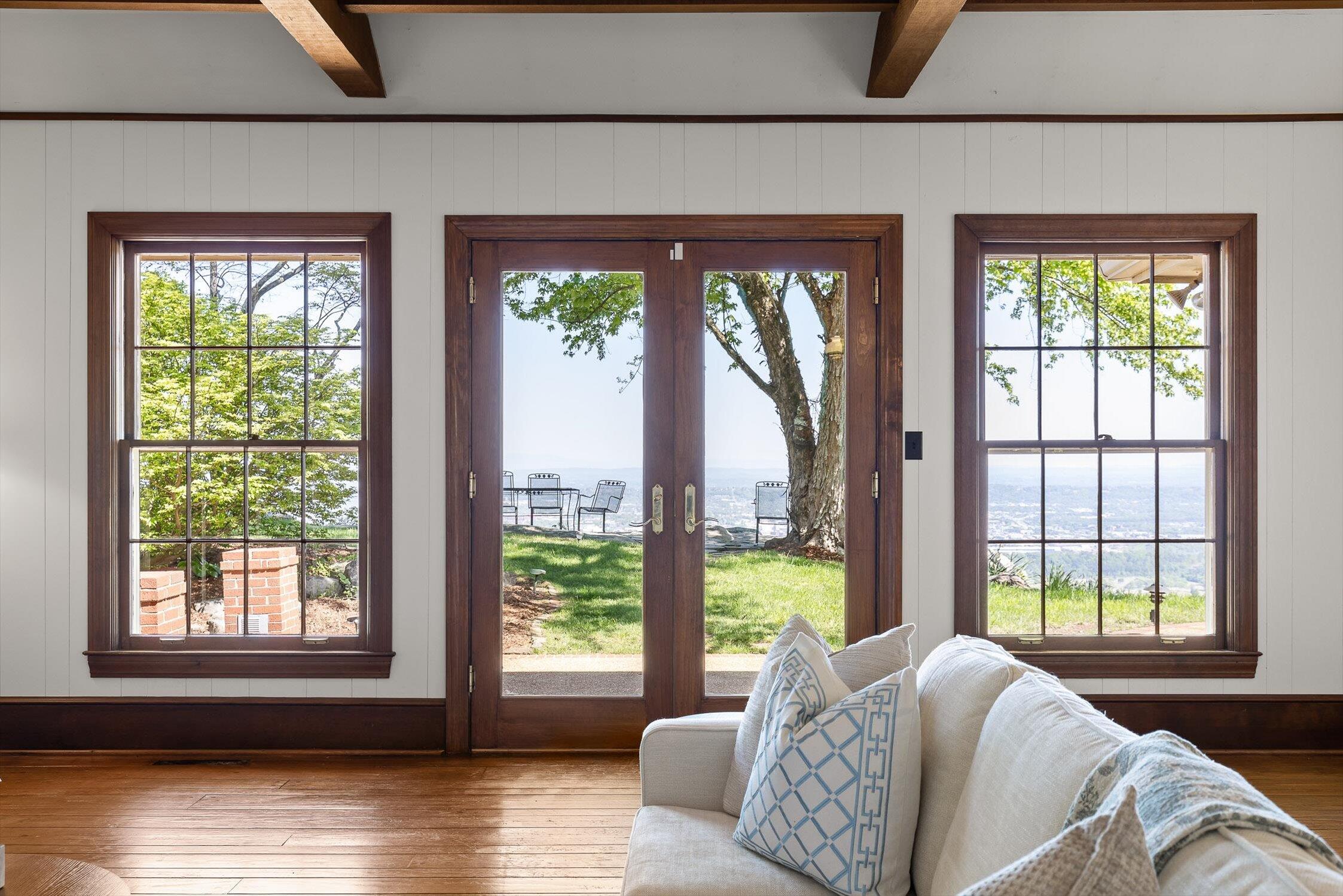 1116 Cumberland Road