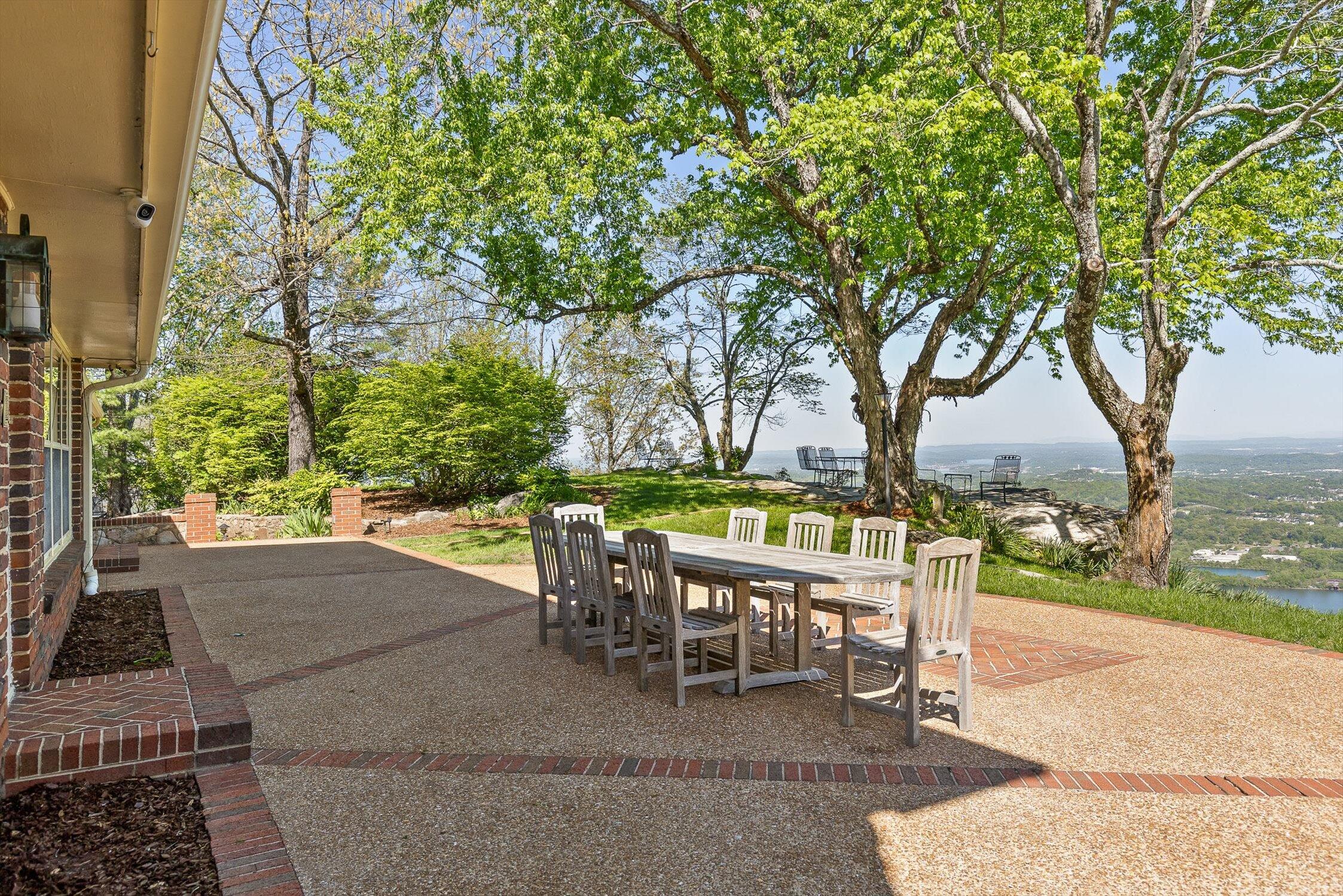 1116 Cumberland Road