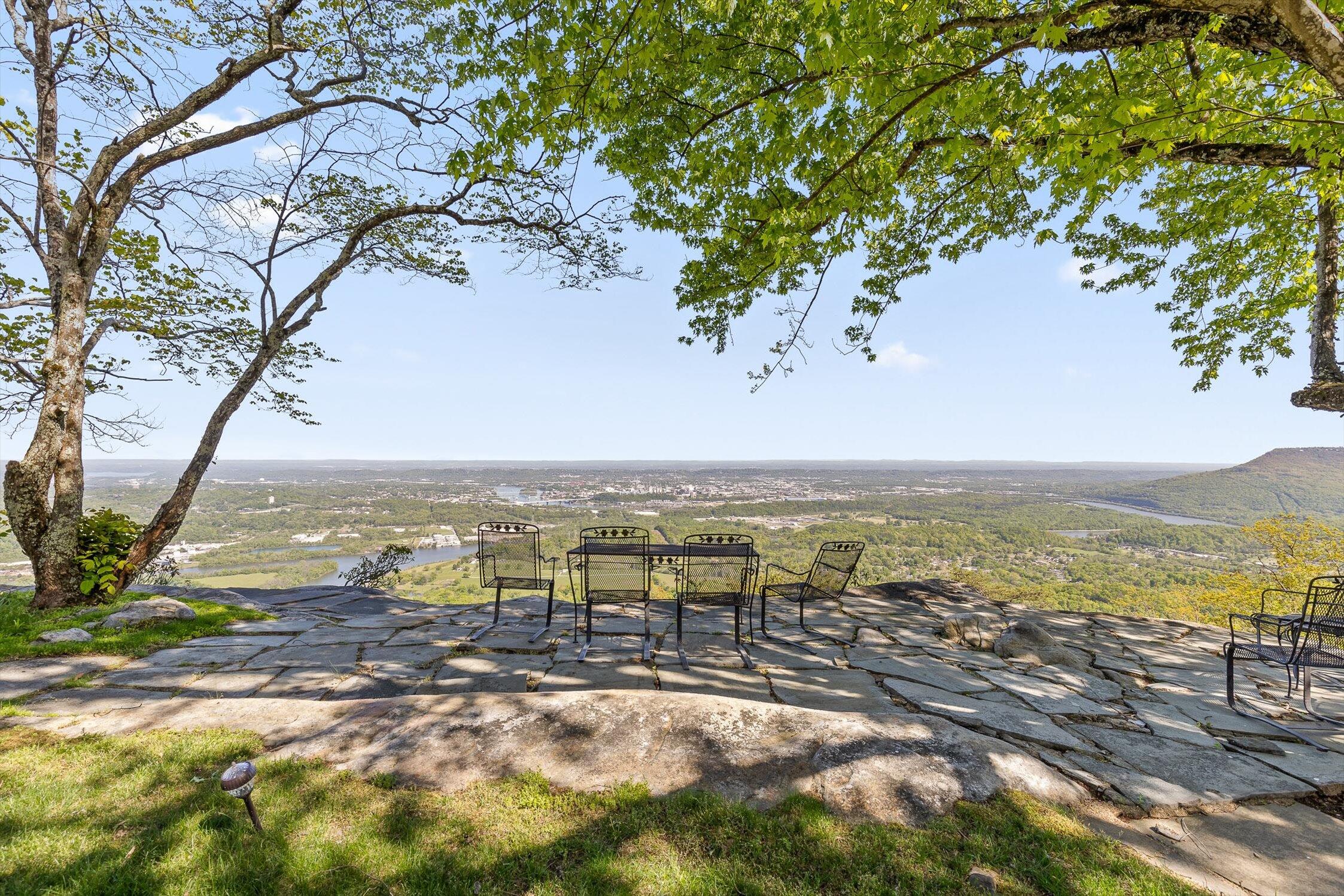 1116 Cumberland Road