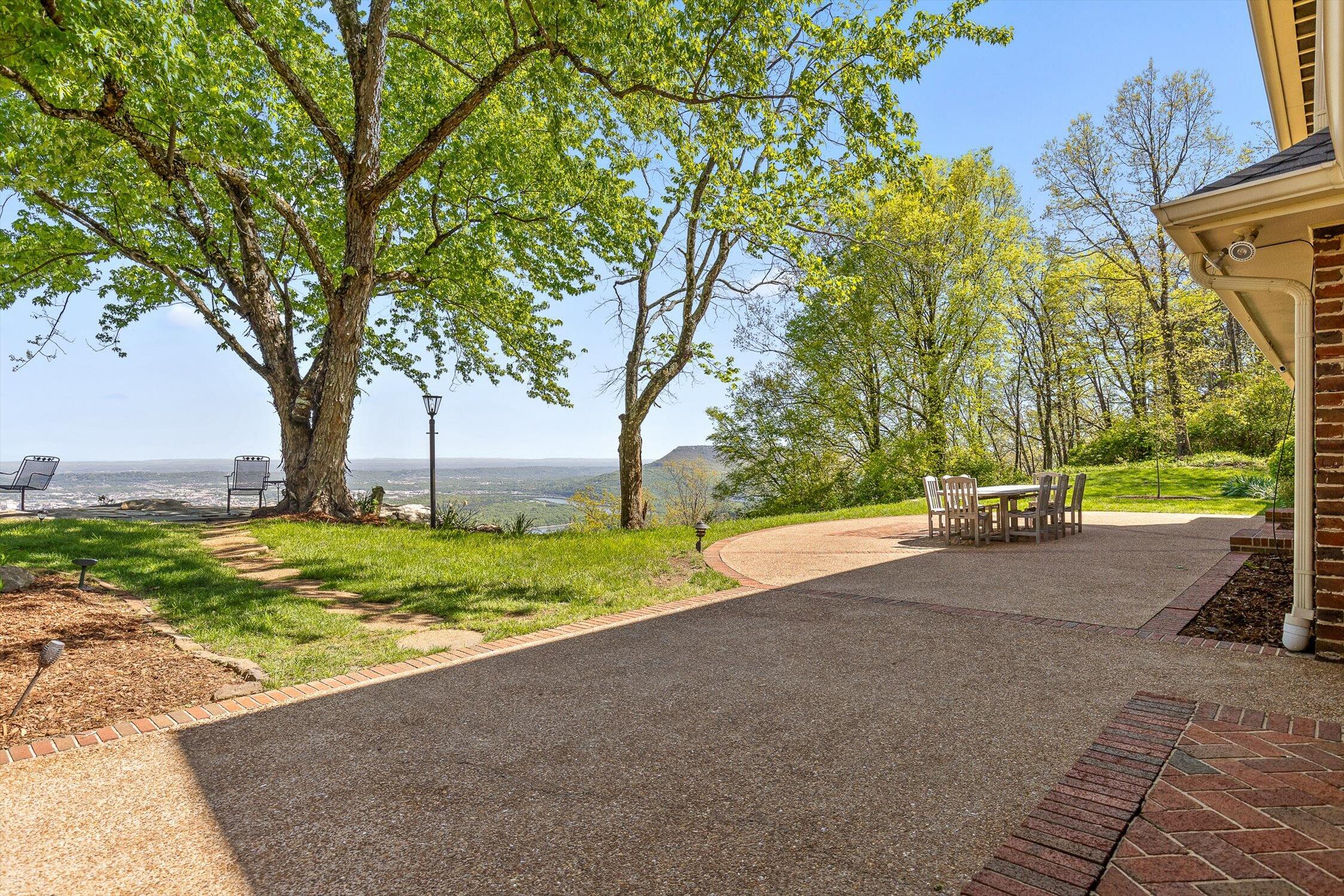 1116 Cumberland Road