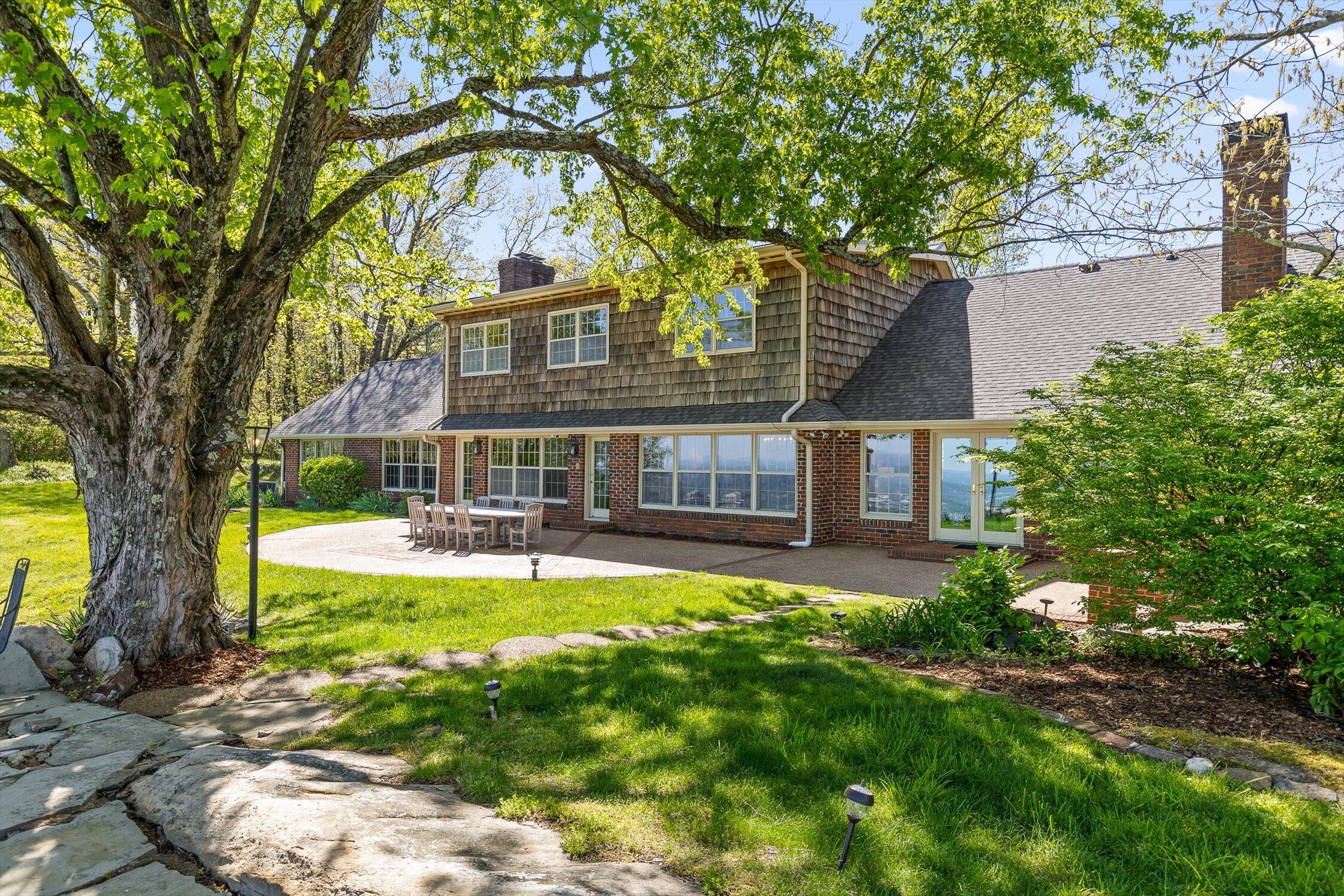 1116 Cumberland Road