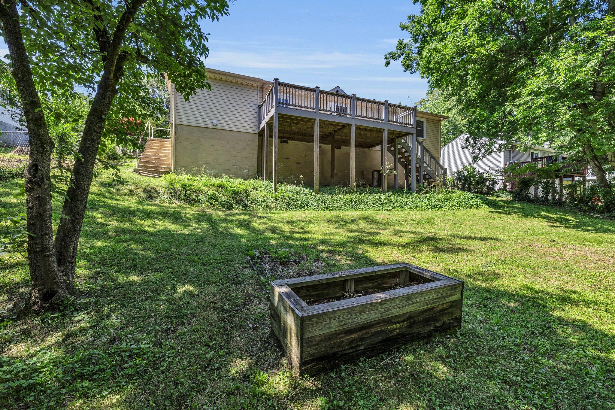 1427 Elm Street