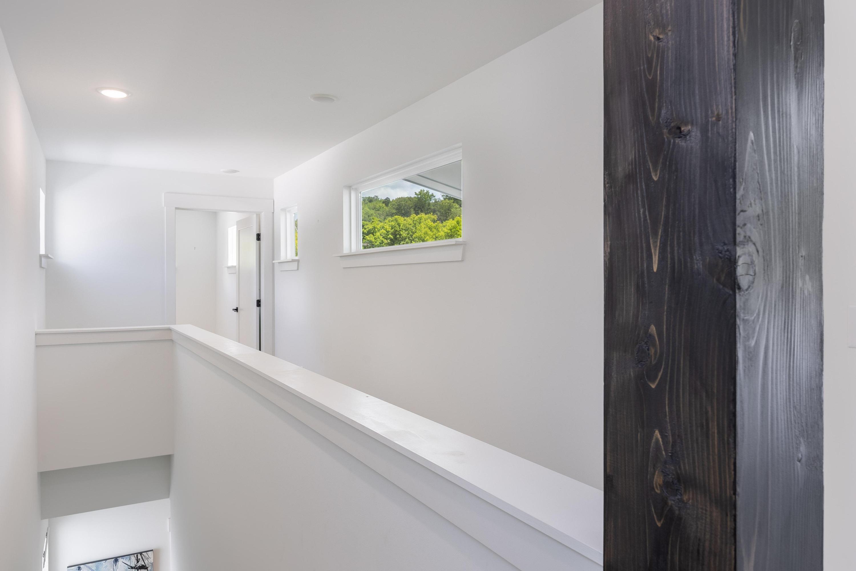10 W Peak Street