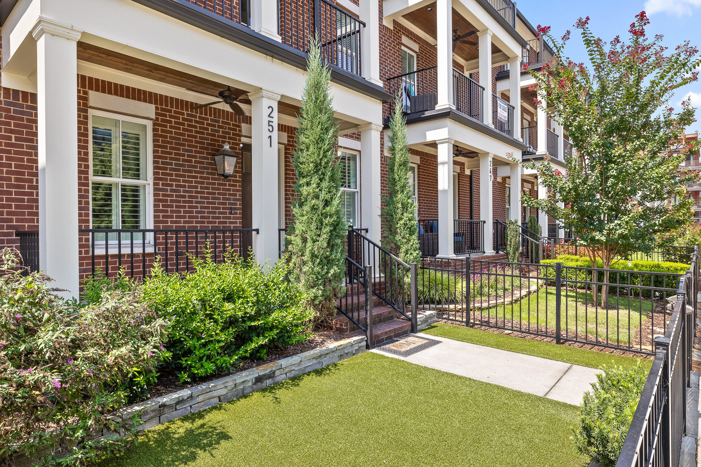 251 Walnut Street