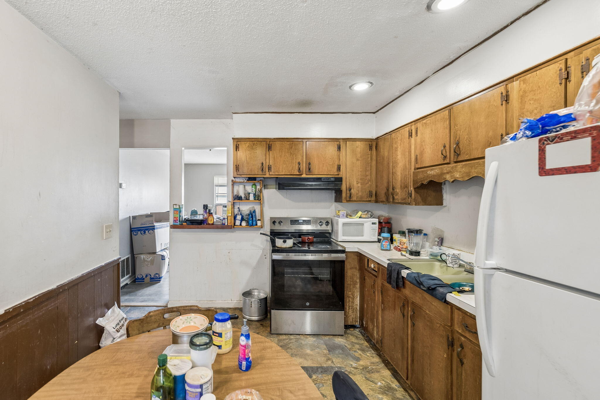 1215 Gadd Road, A & B