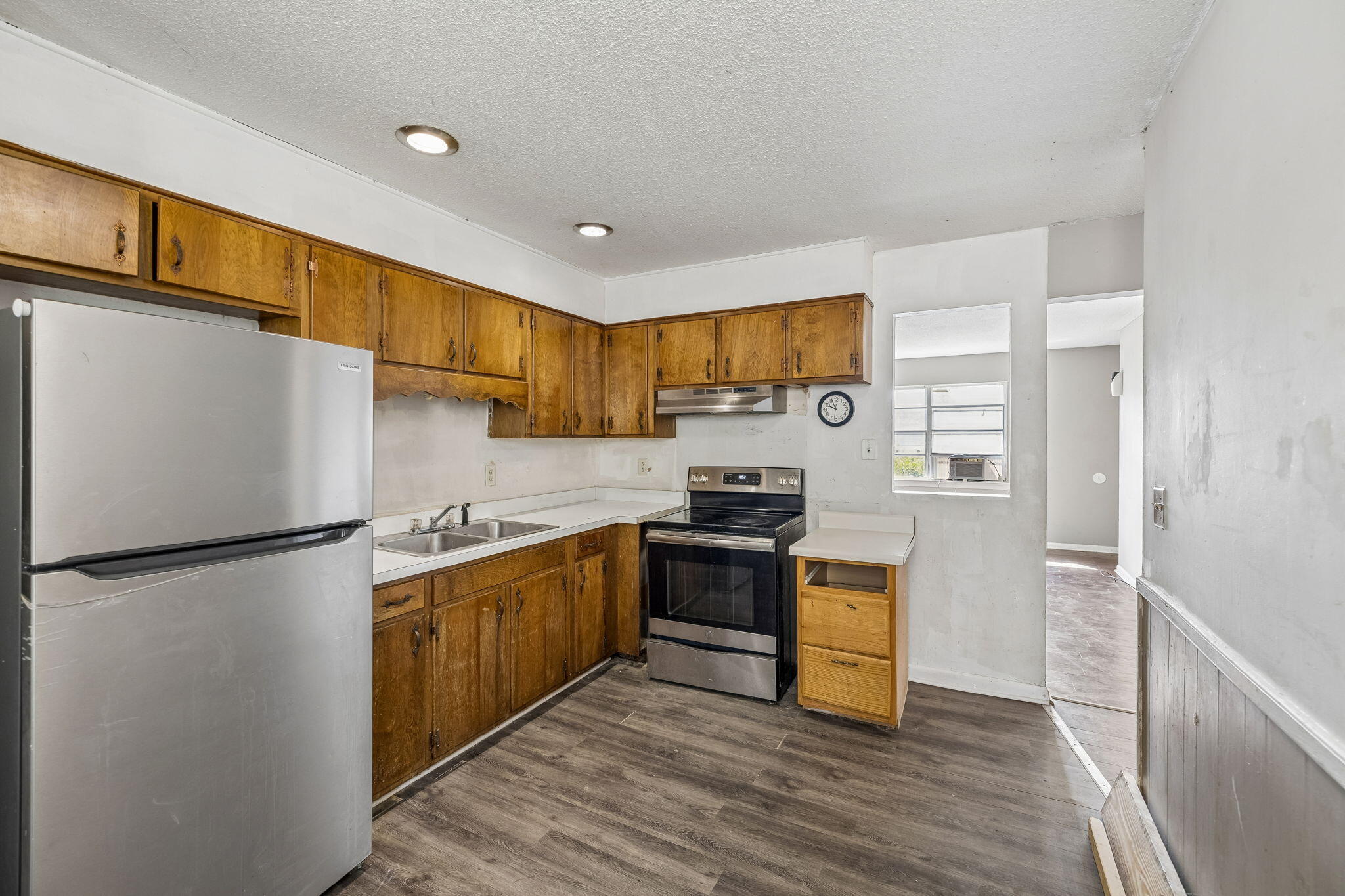 1215 Gadd Road, A & B