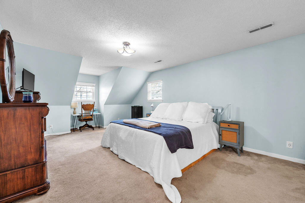 8802 Havendale Lane