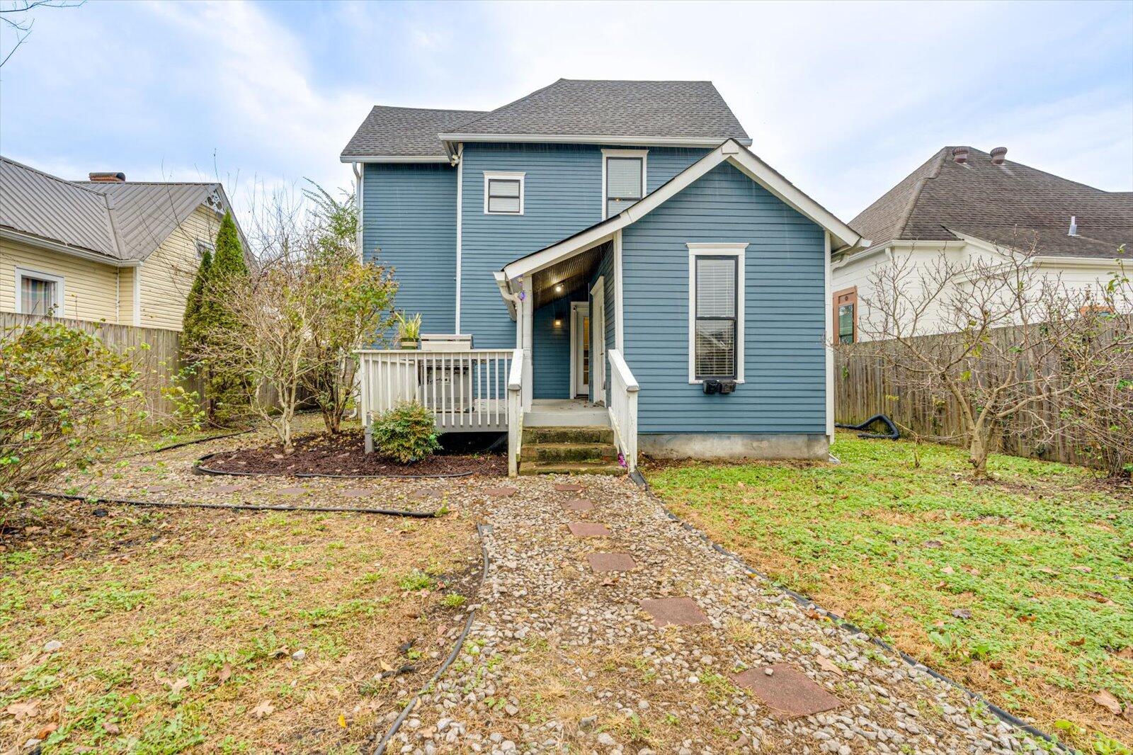 2111 Kirby Avenue